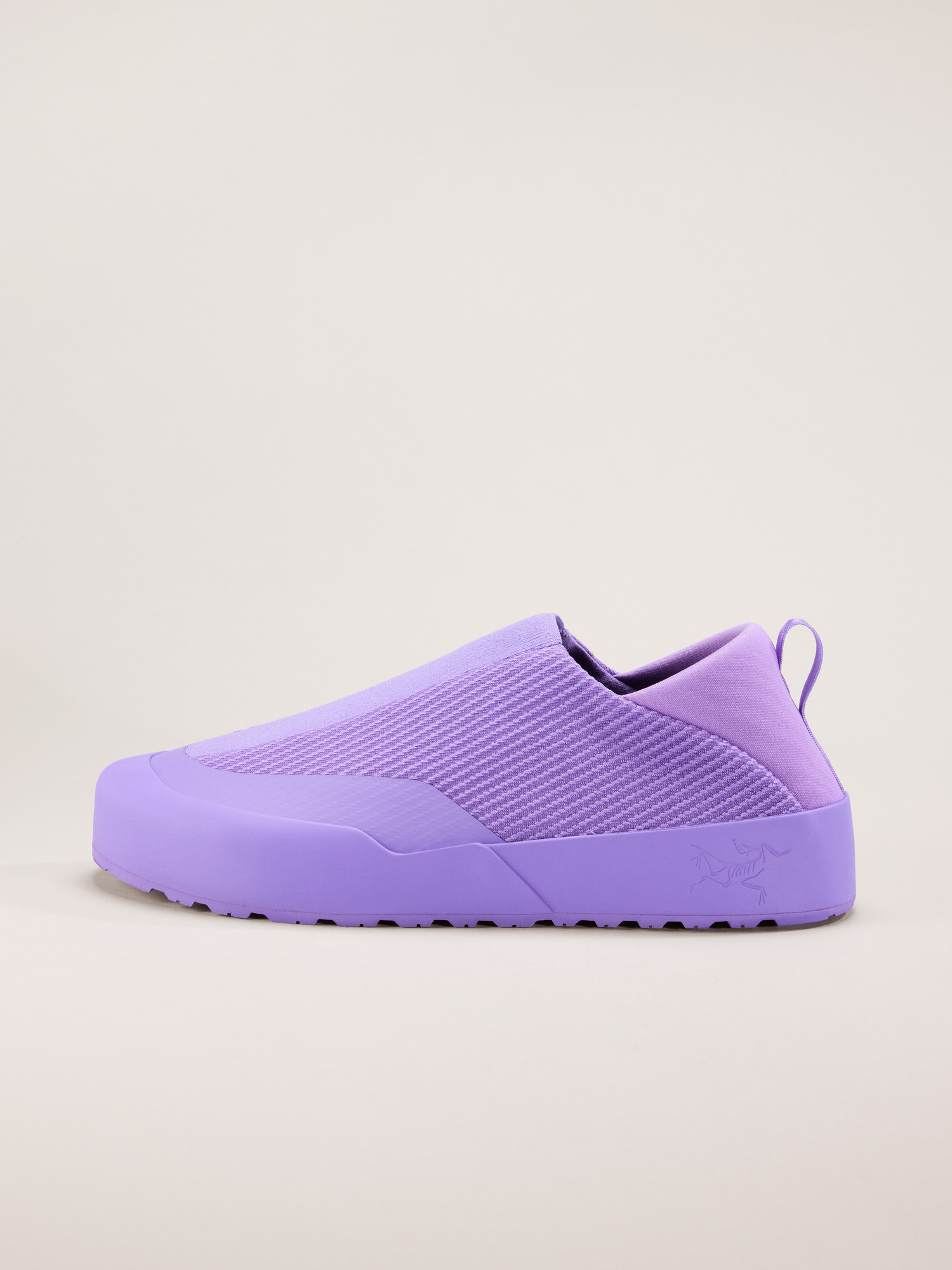 スニーカー ARC'TERYX Sneakers & Slip-On Buy Arc'teryx Sneakers: Sales, Recent & Upcoming Releases
