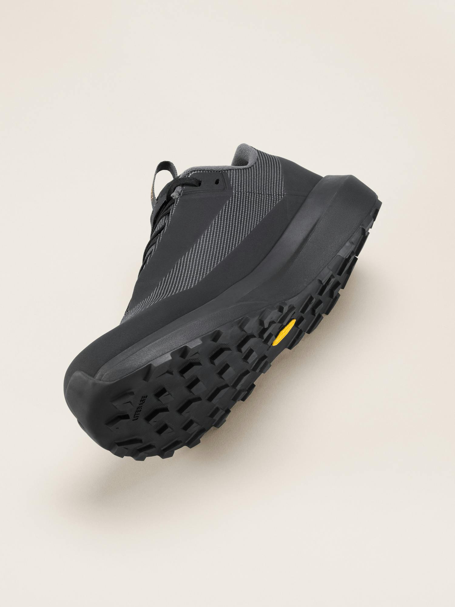 YN Nexgrip Canada Mens Ice Nissan Slipon - Kunitz Shoes