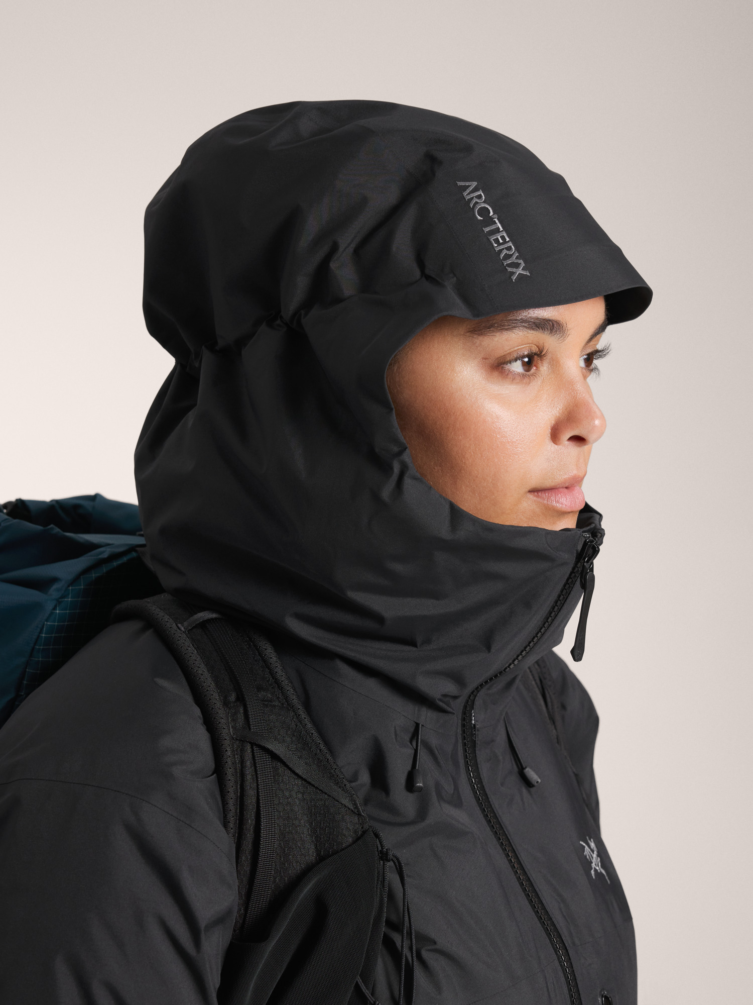 Beta Insulated Jacket Women's Black Hood