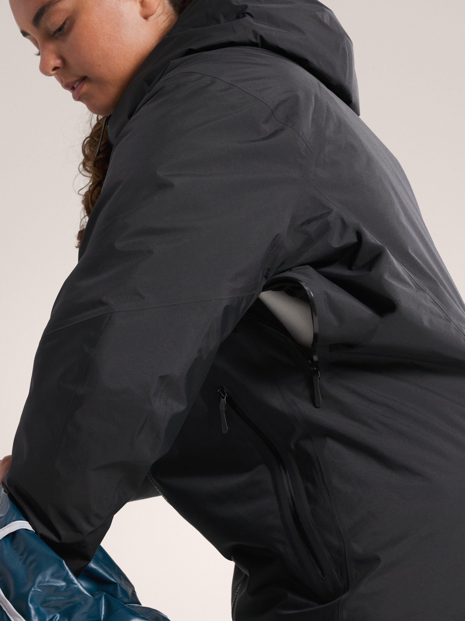 Beta Insulated Jacket Women's Black Pit Zip