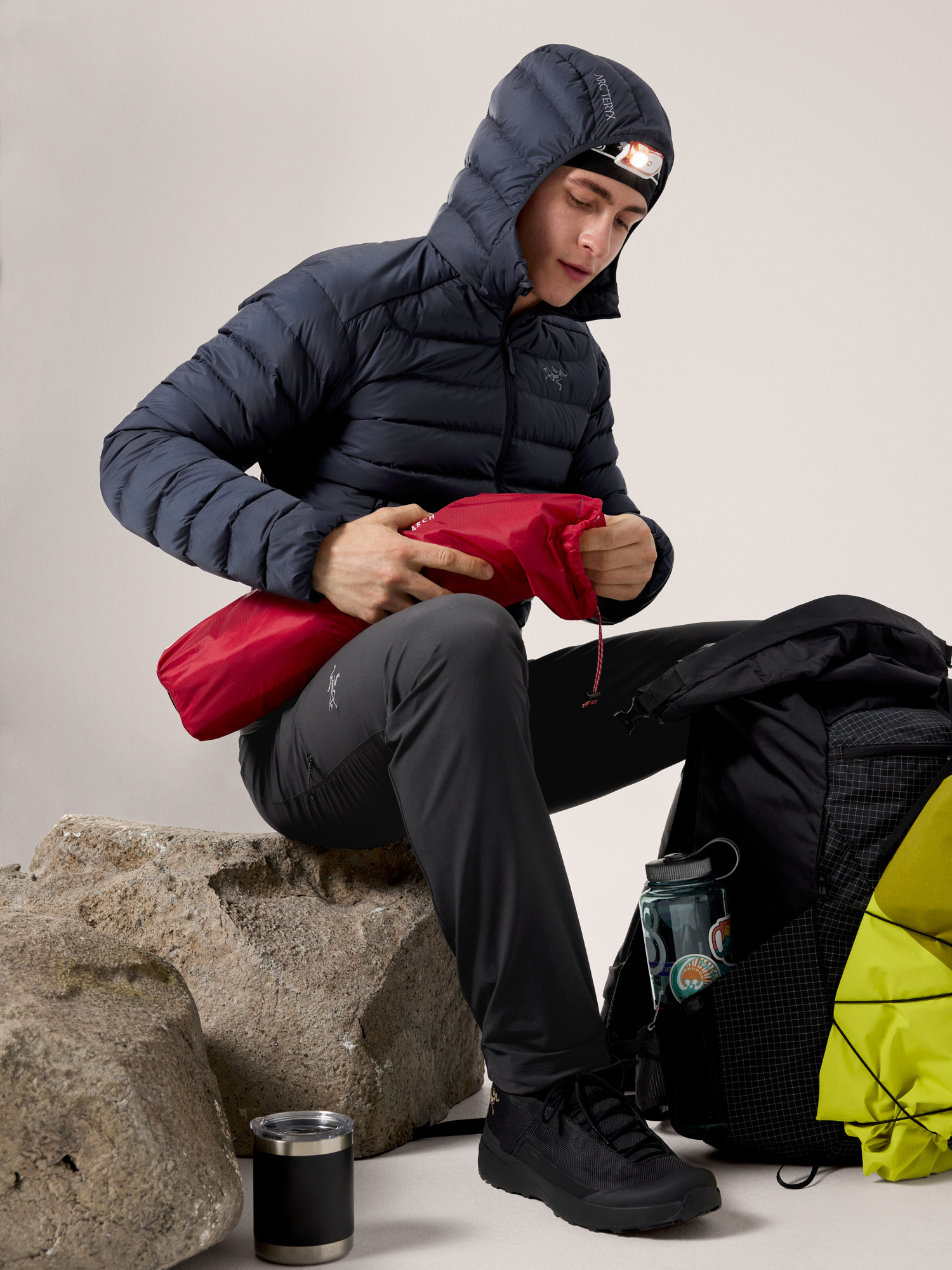 Cerium Hoody Black Sapphire Hover