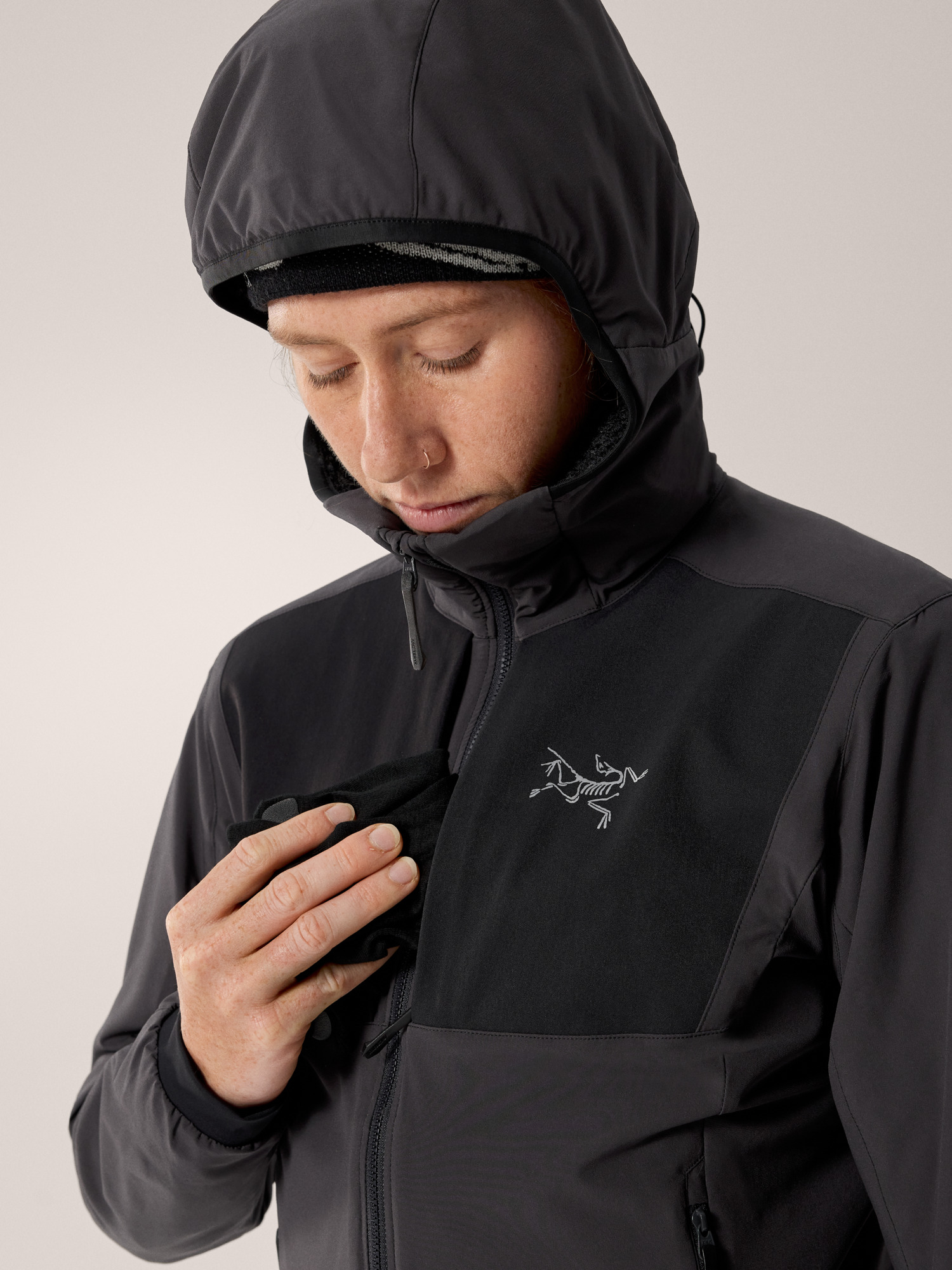 Practitioner AR Hoody Women's Carbon Copy Detail 1