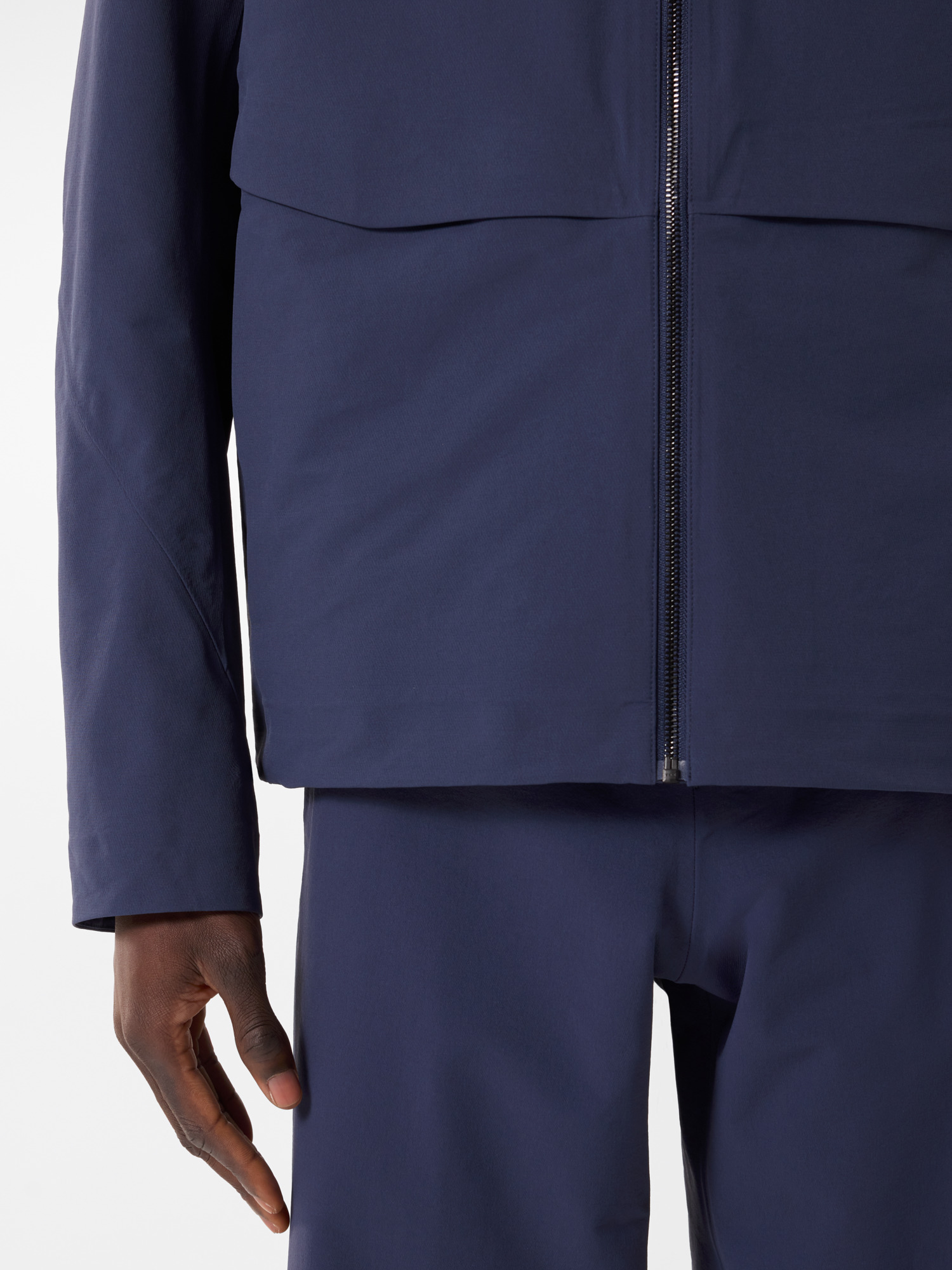 Quartic Jacket Passport Detail 4