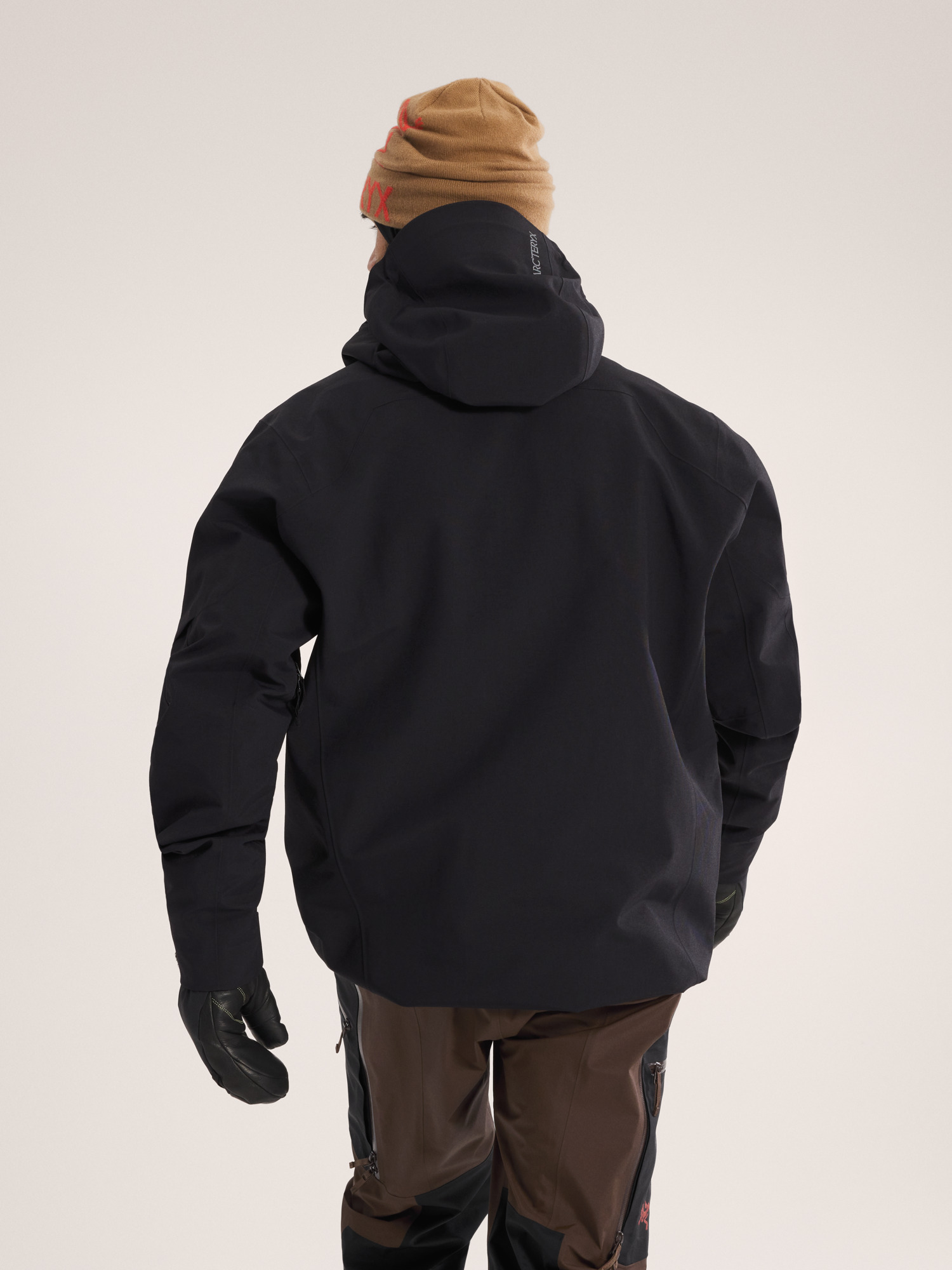Sabre Relaxed Anorak Black Back View