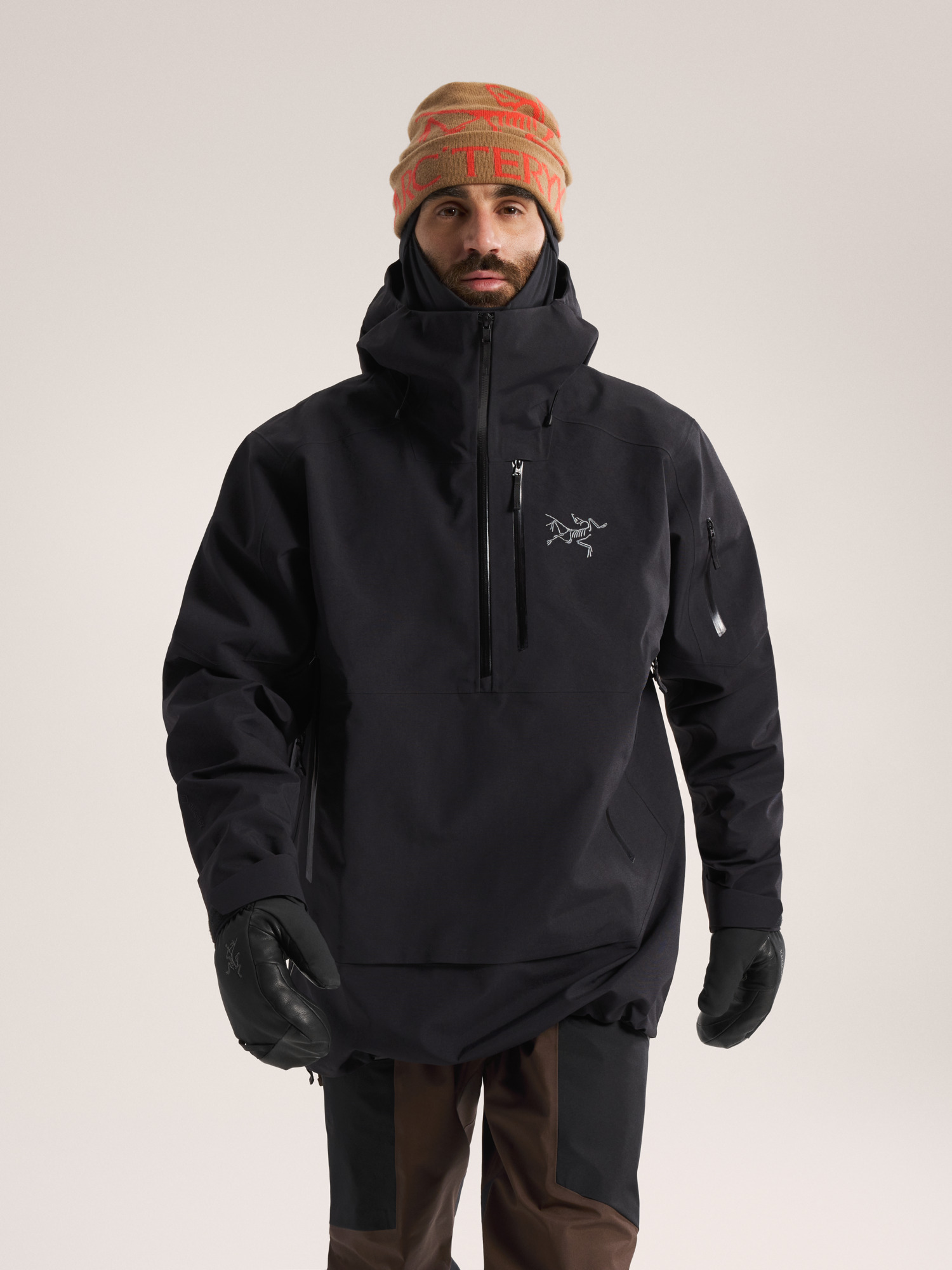 Sabre Relaxed Anorak Black Front View
