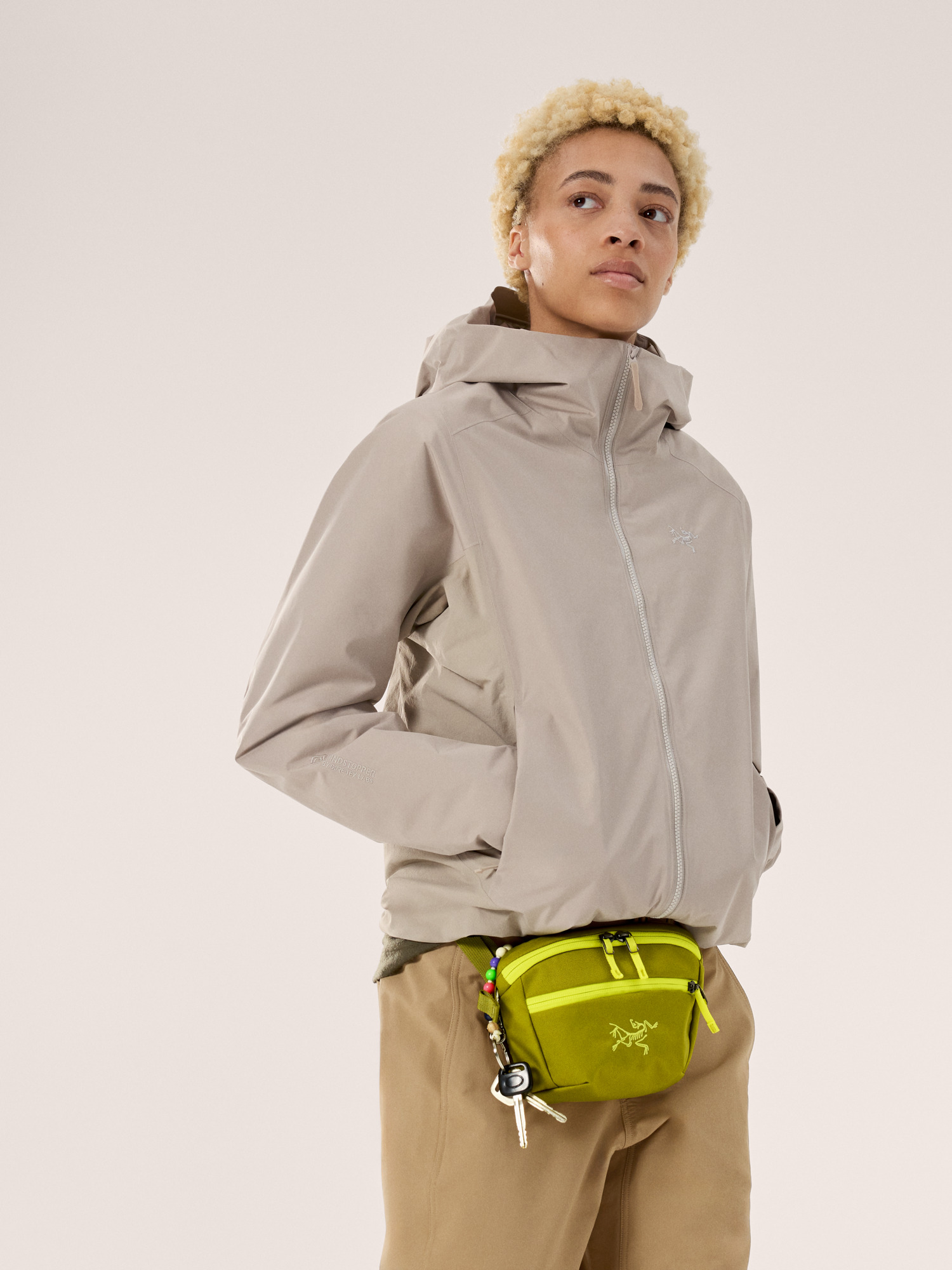 F25-X000010542-Solano-