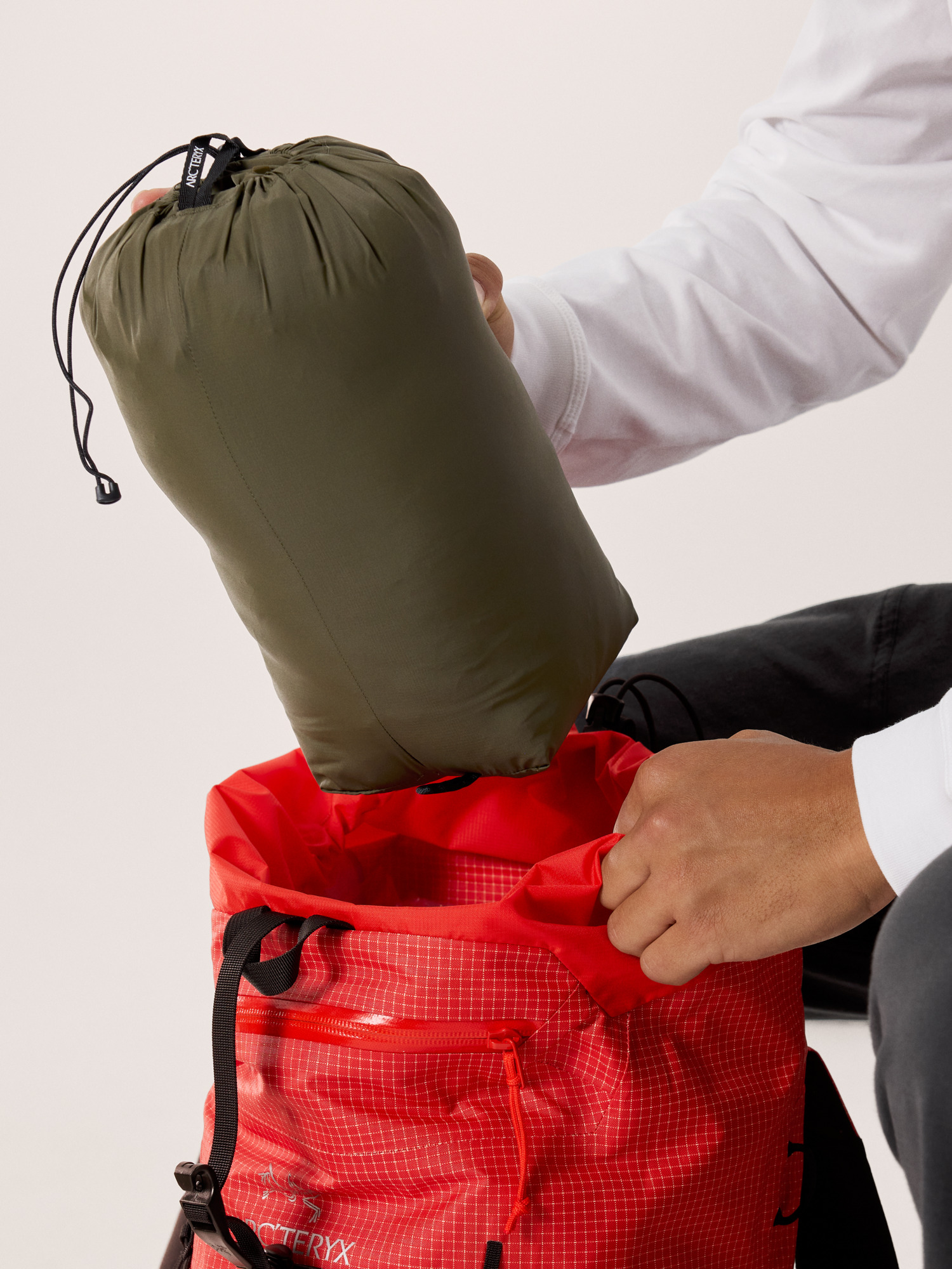 Thorium Hoody Tatsu Packed