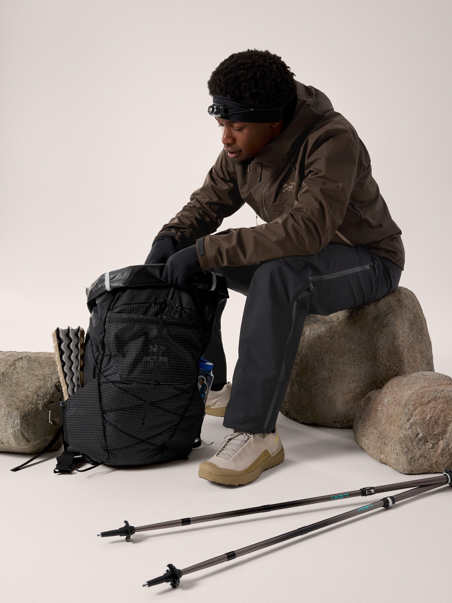 Beta SL Jacket Carob / Canvas Hover