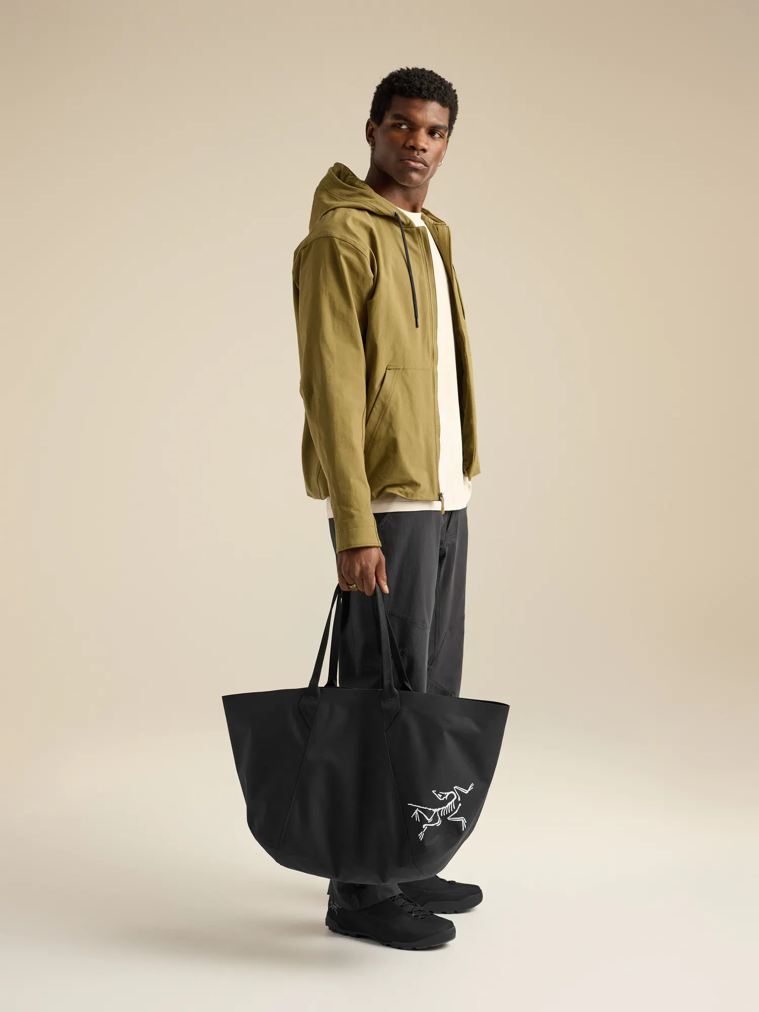 Carrier 45 Gear Tote | Arc'teryx United States