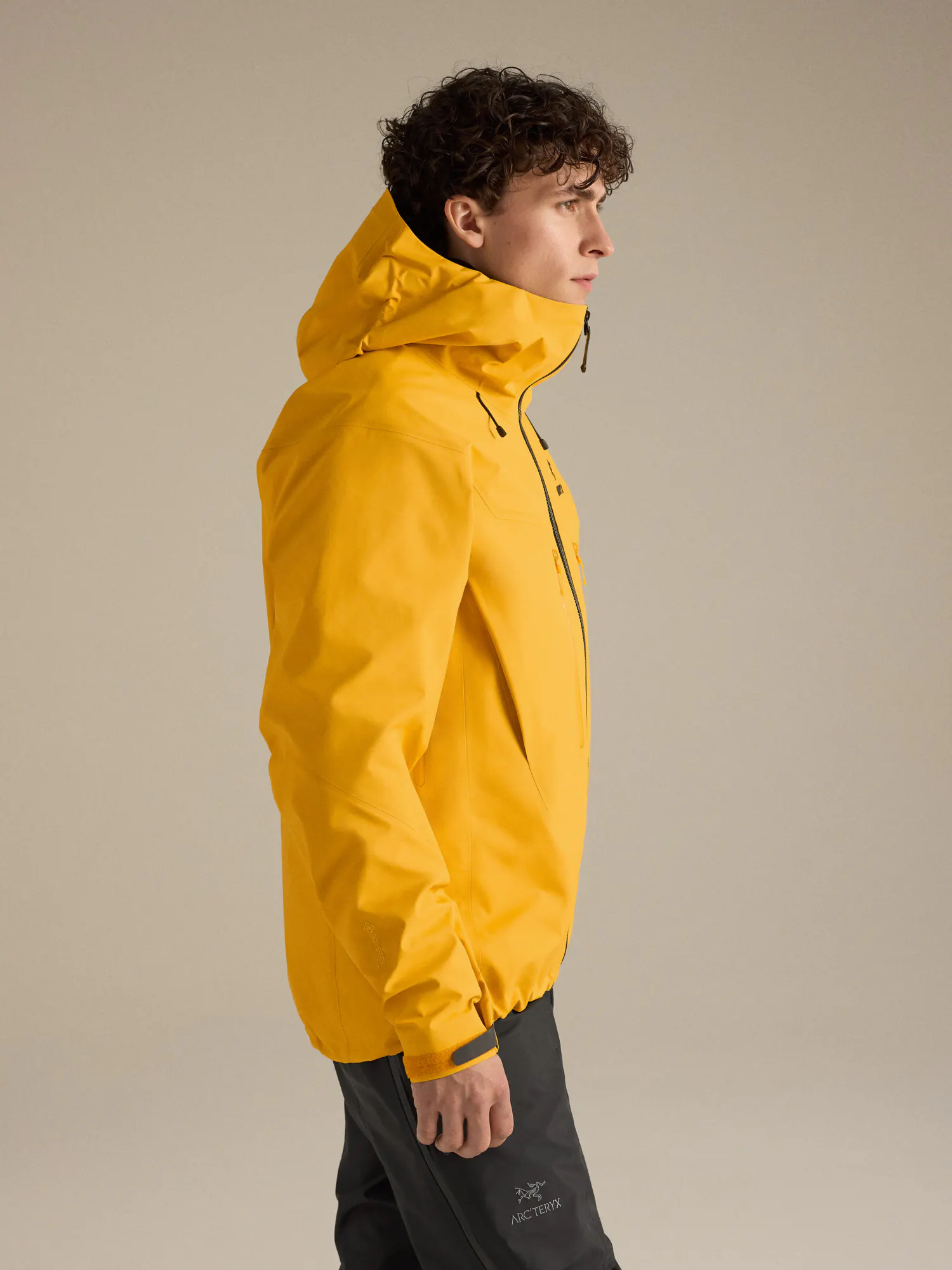 Alpha SV Jacket Men's | Arc'teryx United States