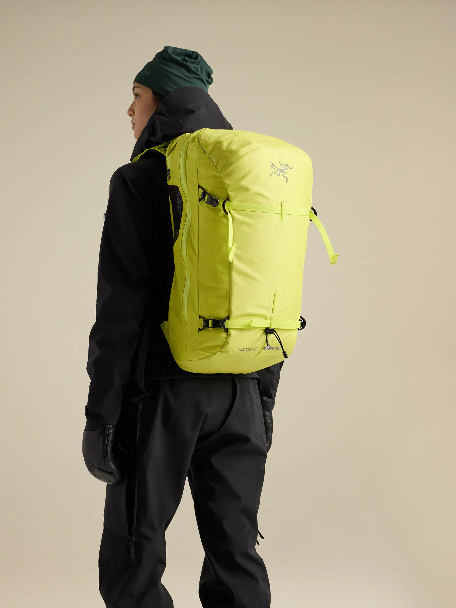 Micon LiTRIC™ 32 Avalanche Airbag | Arc'teryx Italy