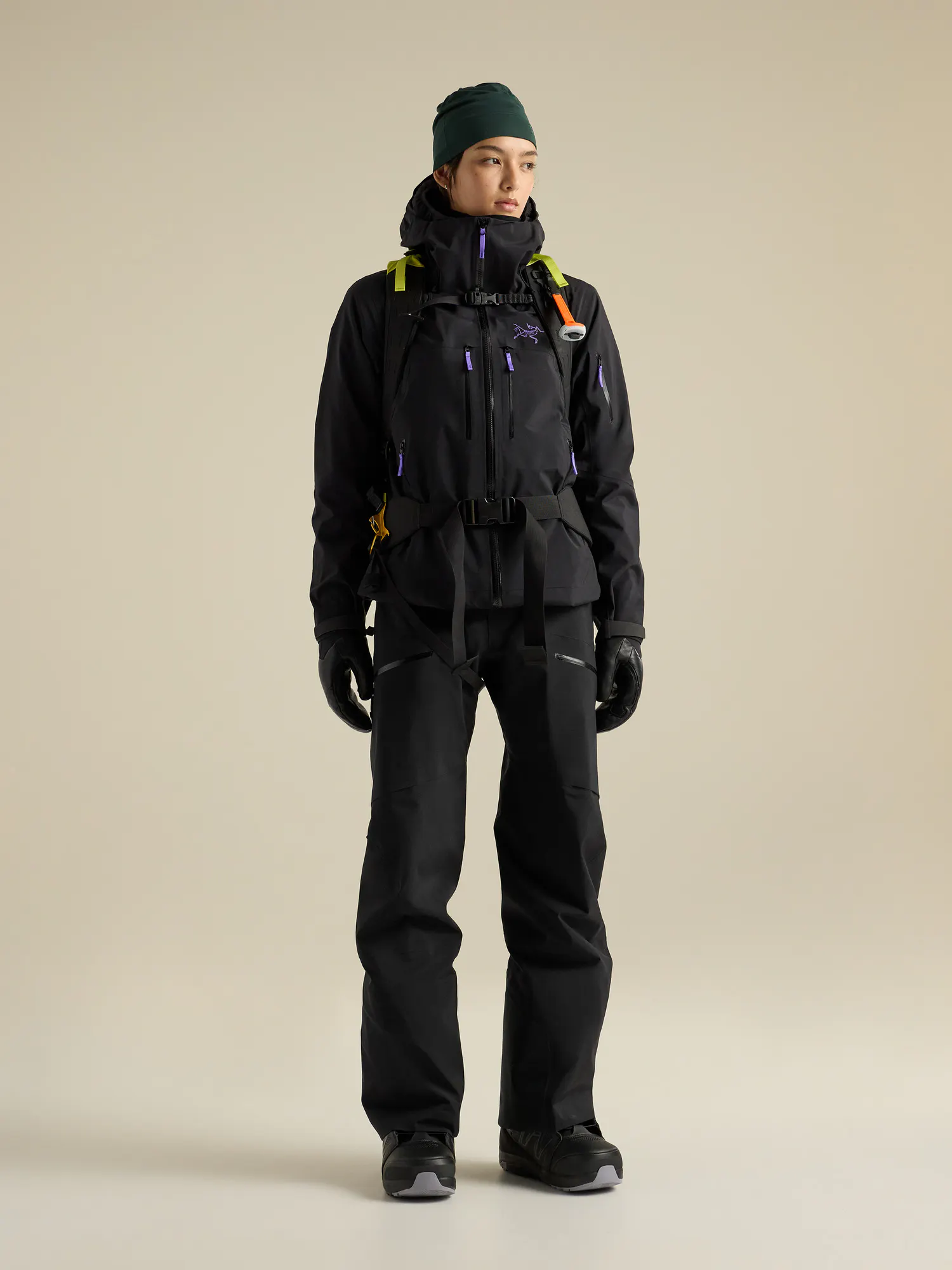 Micon LiTRIC™ 32 Avalanche Airbag | Arc'teryx United States