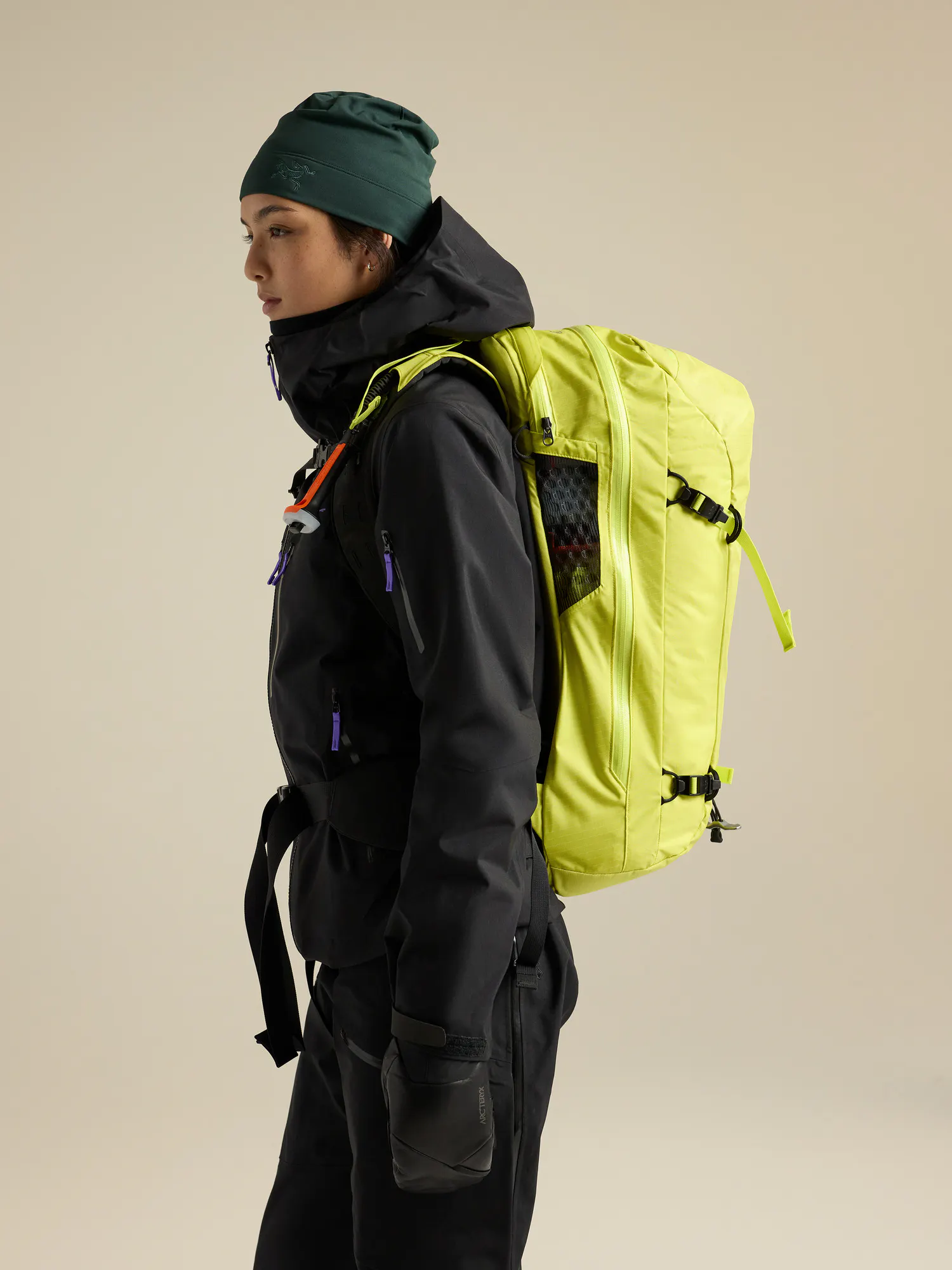 Micon LiTRIC™ 32 Avalanche Airbag | Arc'teryx Italy