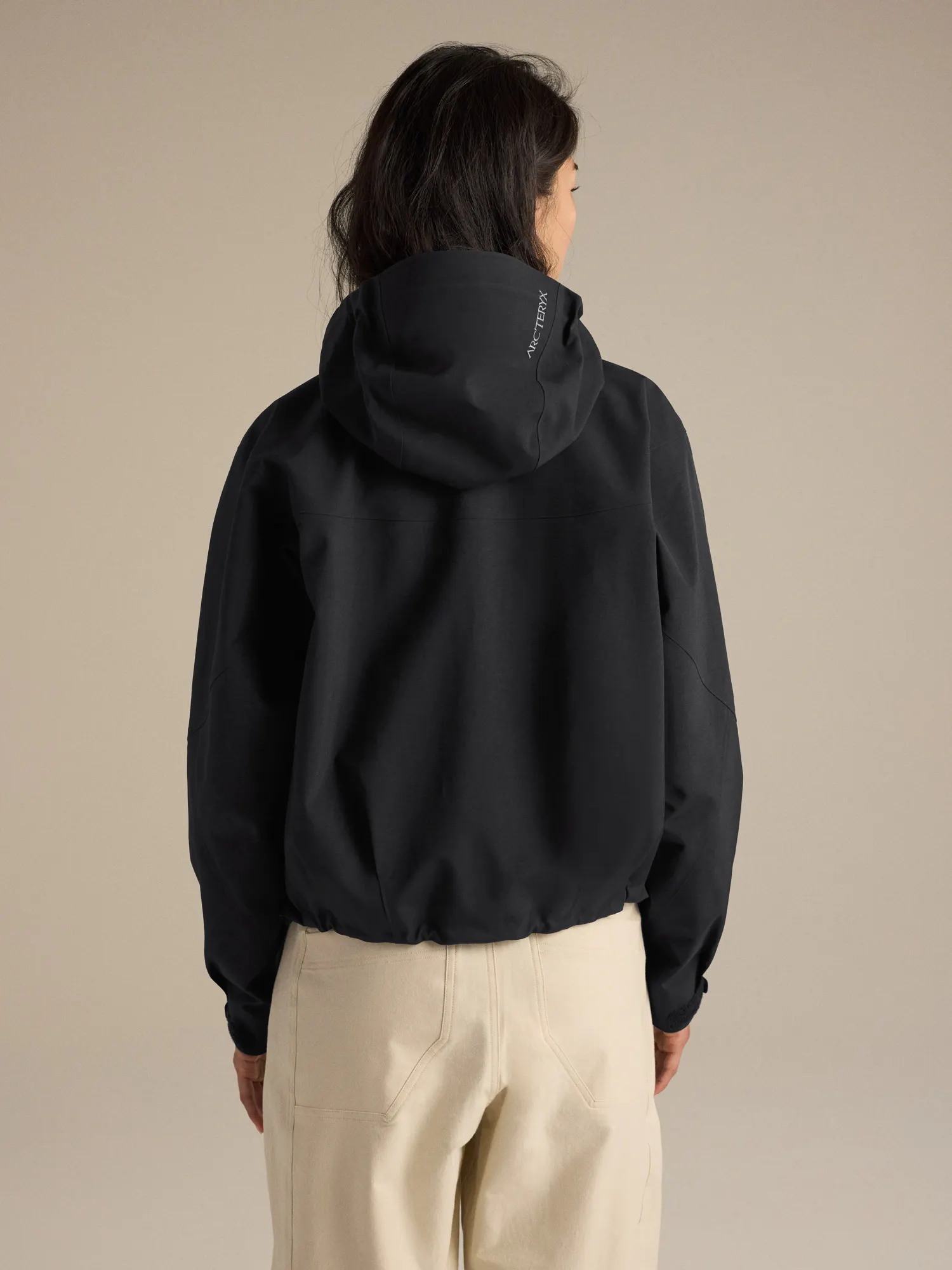 アークテリクス　アルティラ Altira Cropped Jacket 短款夹克女装| Arc'teryx 美国