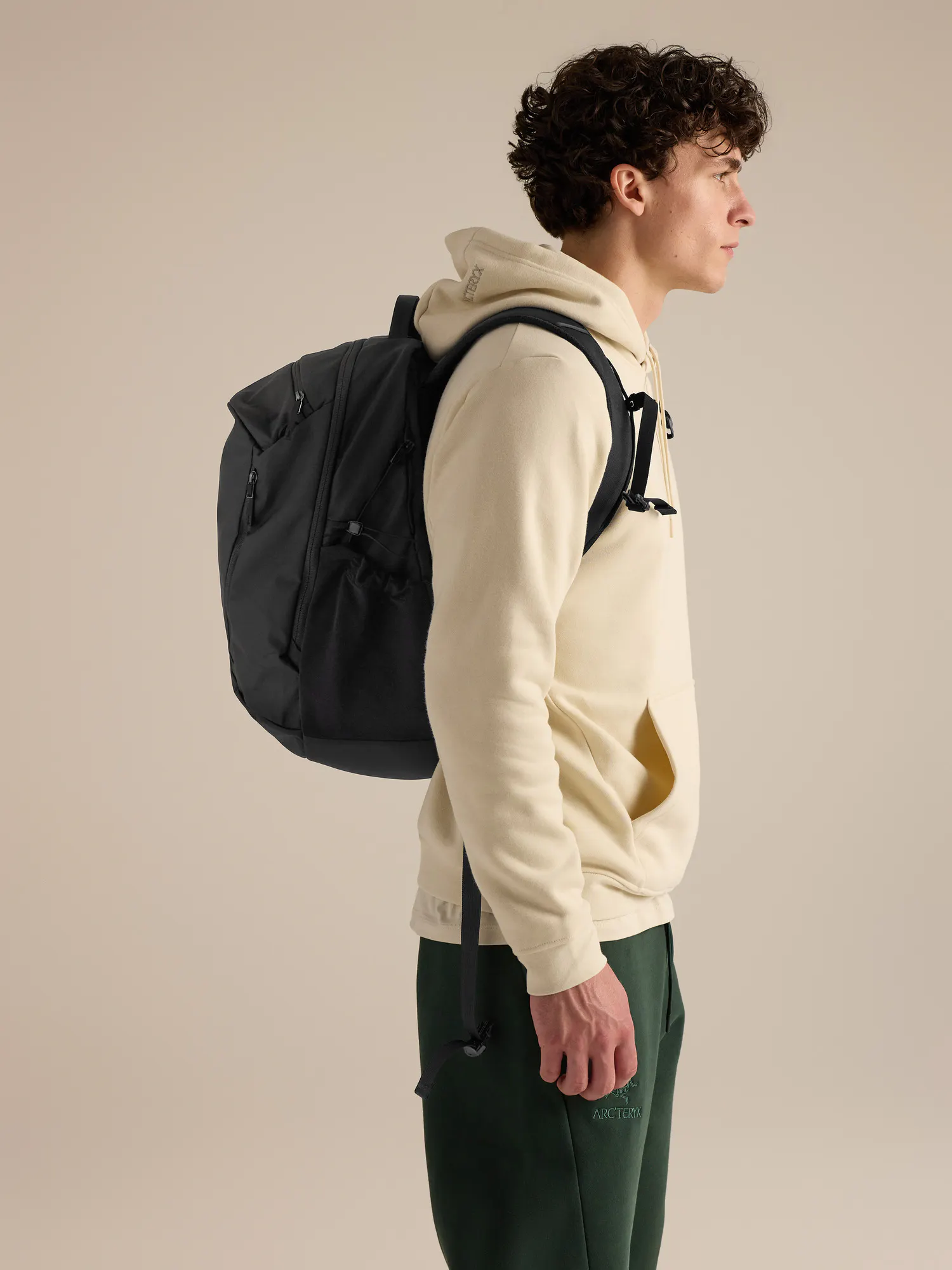 Mantis 16 Backpack | Arc'teryx United States