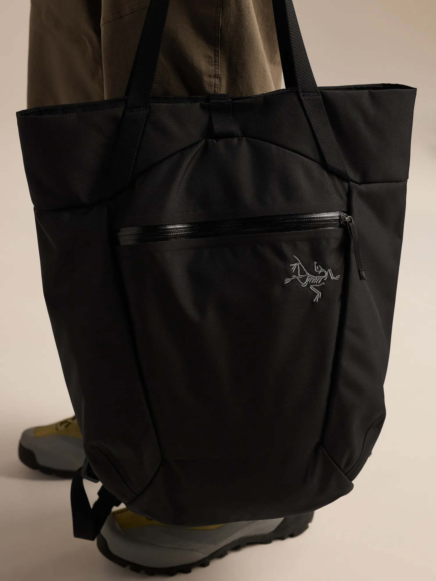 Axios 20 Tote | Arc'teryx Canada