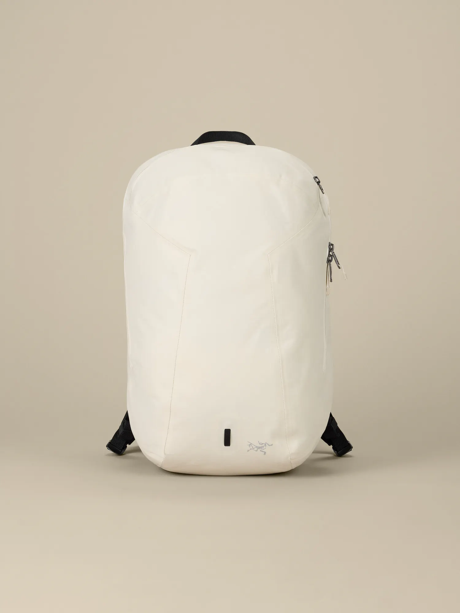 Granville 16 Backpack | Arc'teryx Outlet