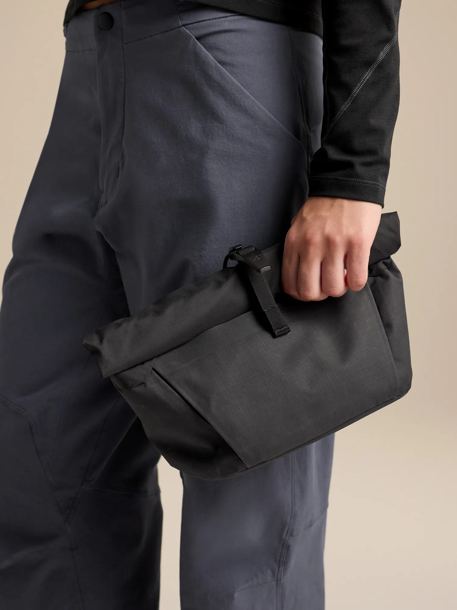 Ion Chalk Bucket | Arc'teryx United States