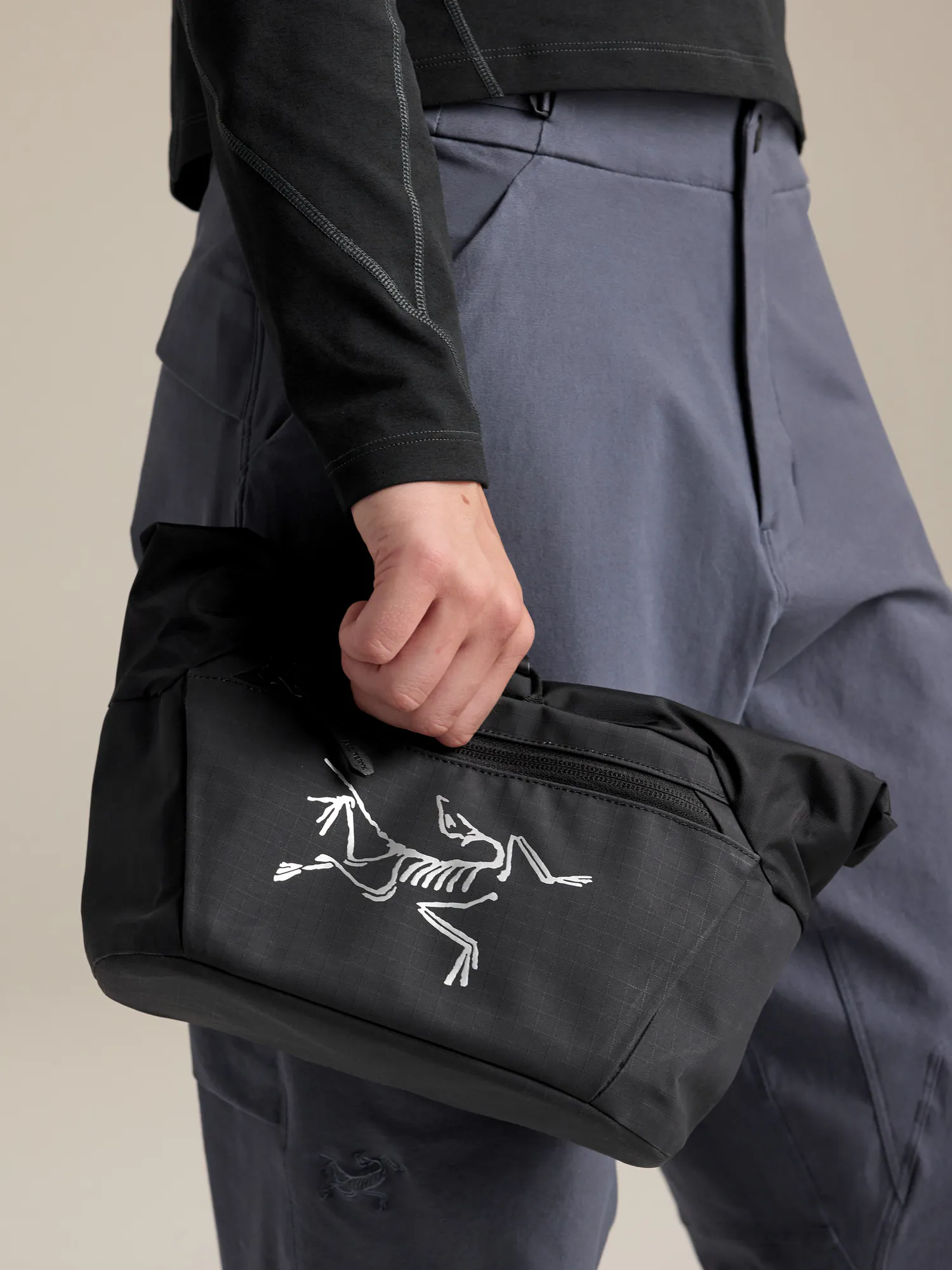 Ion Chalk Bucket | Arc'teryx United States