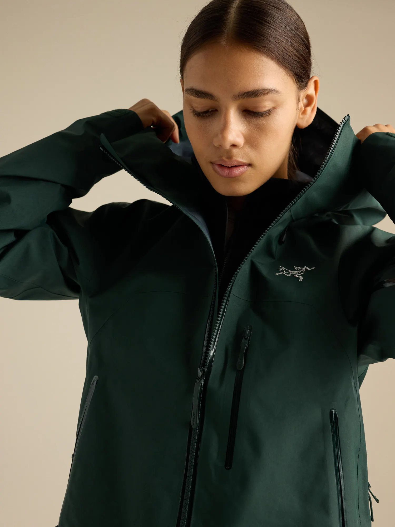 Beta SV Jacket Women's | Arc'teryx United States