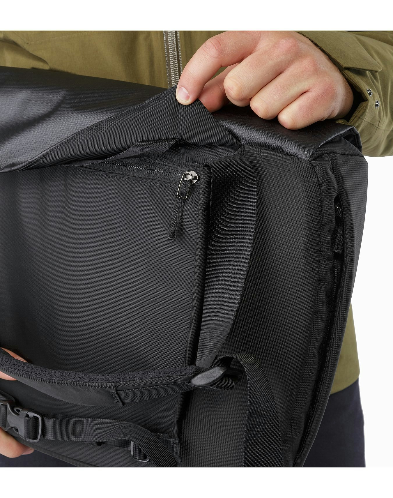 ARC´TERYX Messenger & Shoulder Bags cheapest online retailer