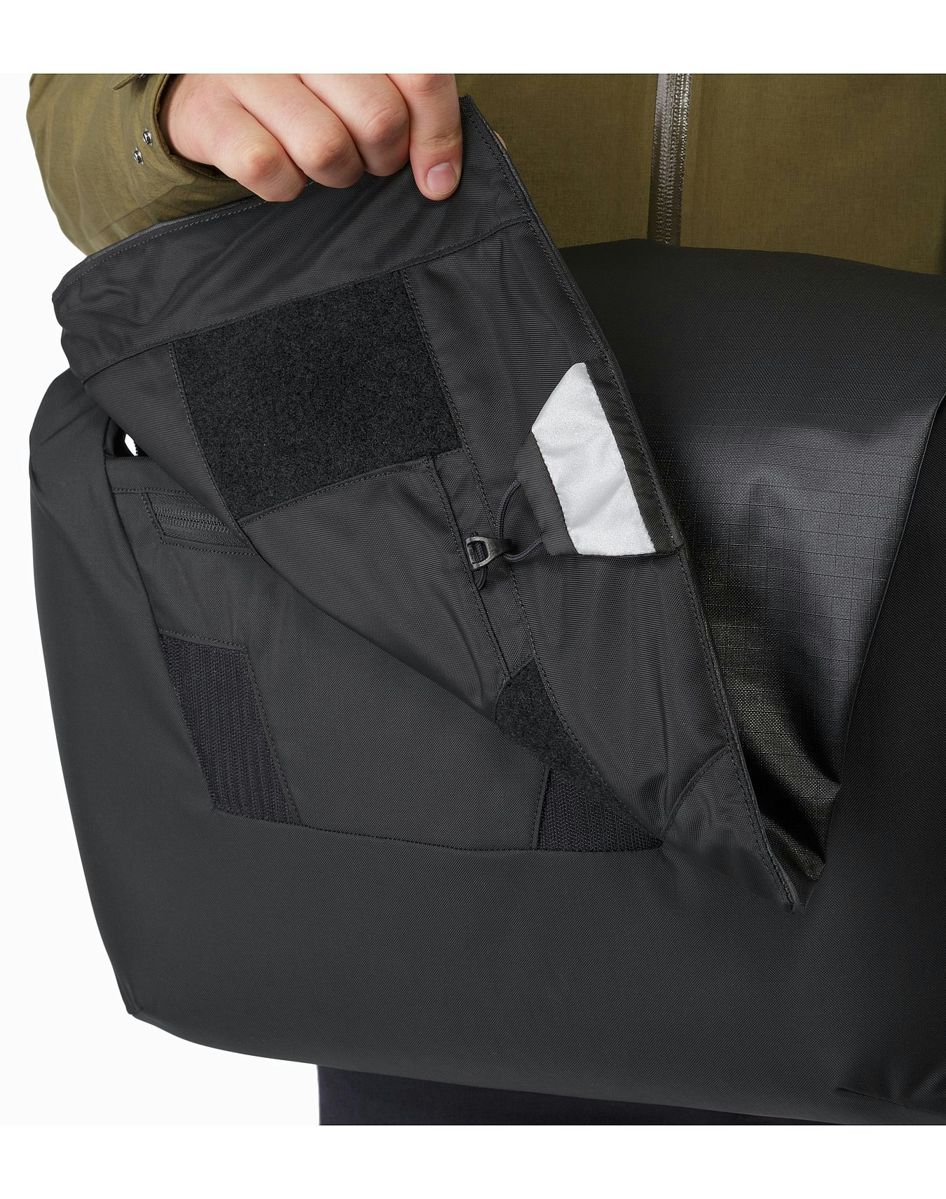 Fyx 13 Messenger Bag / Arc'teryx