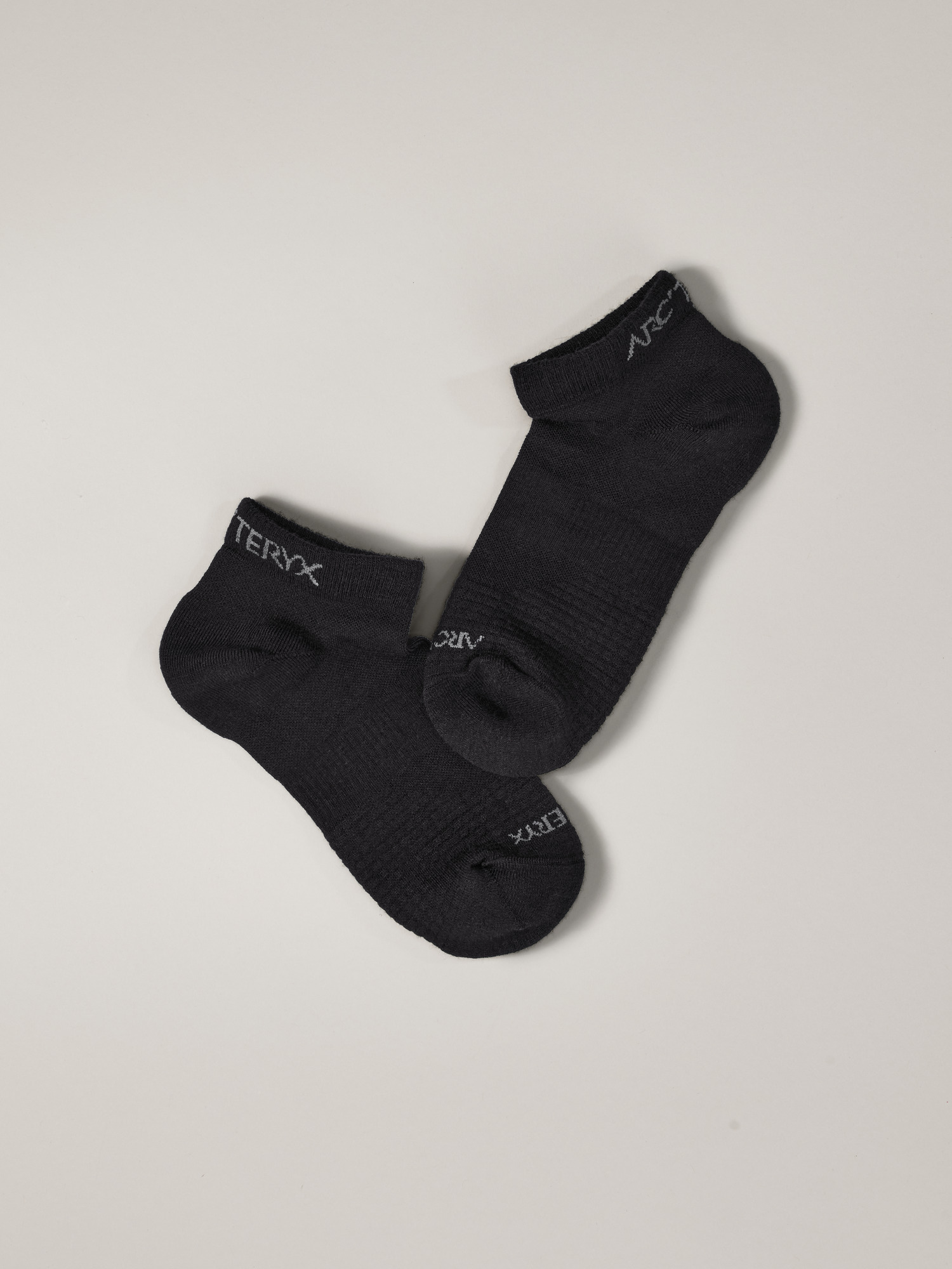 Women's Socks | Arc'teryx