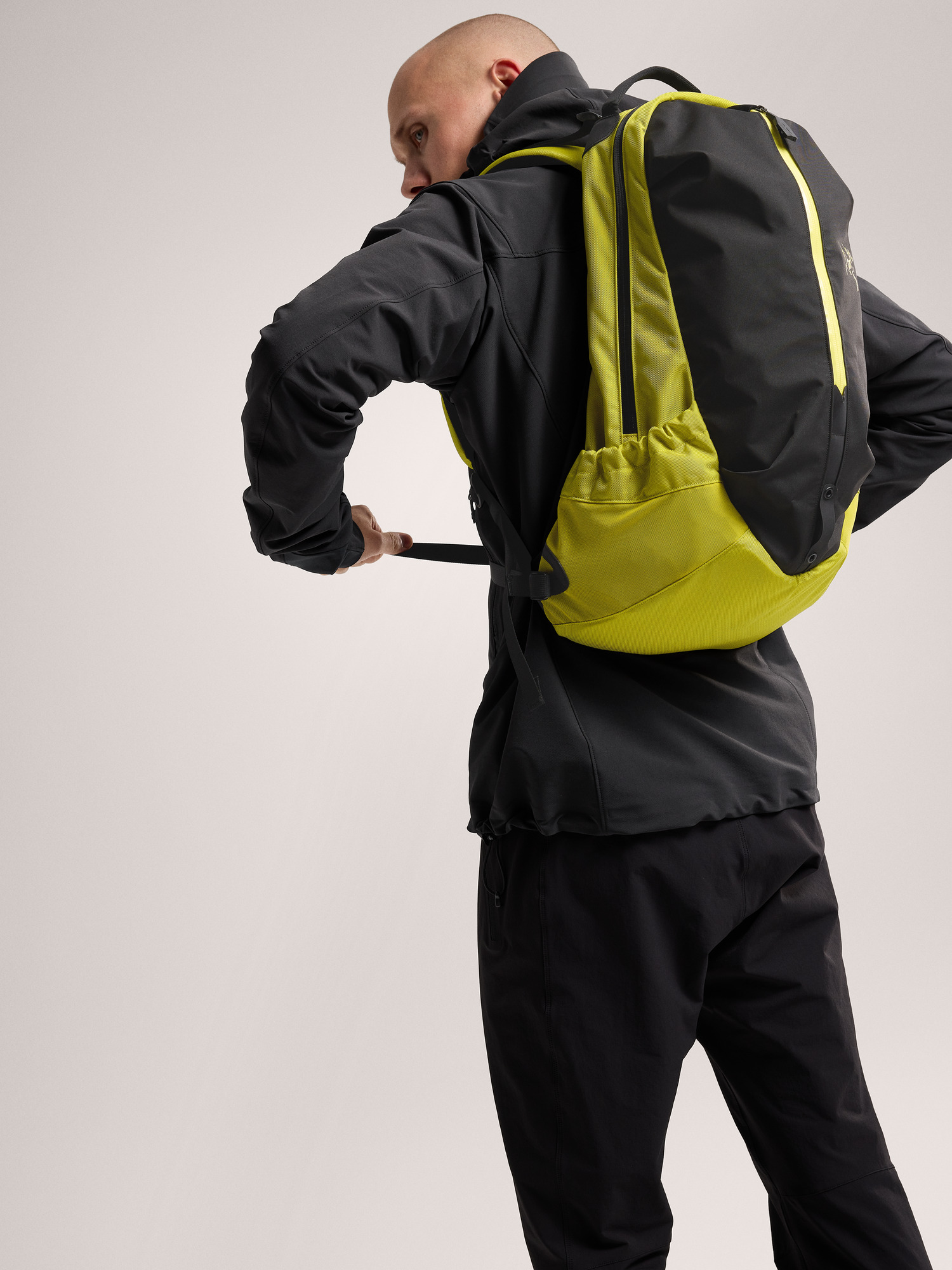 Arro 22 Backpack Lampyre Side View Left