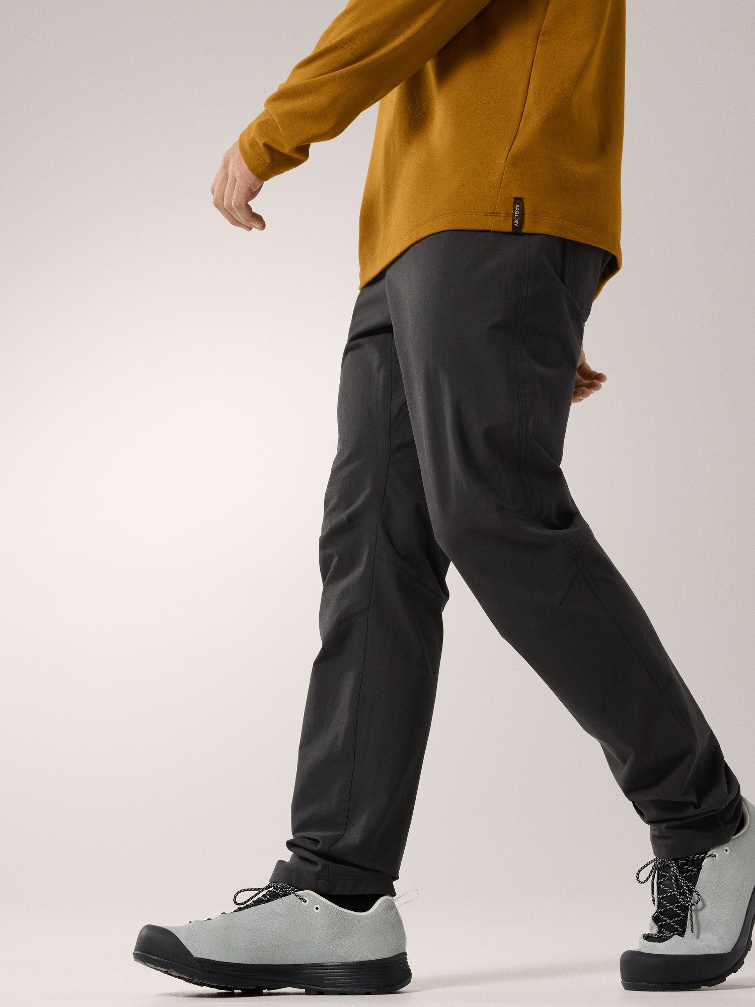 Levon Pant Black Side View