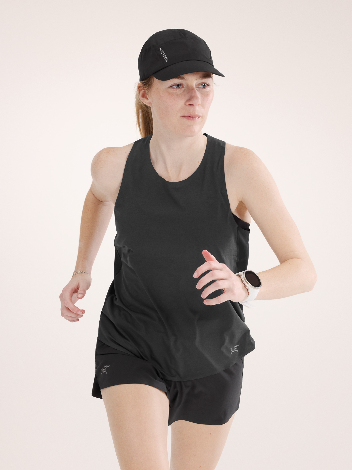 Norvan Tank Women's Black Front View
