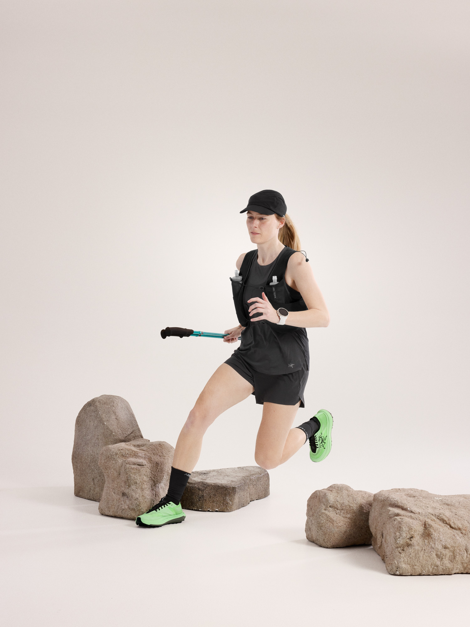 Norvan Tank Women's Black Full Body