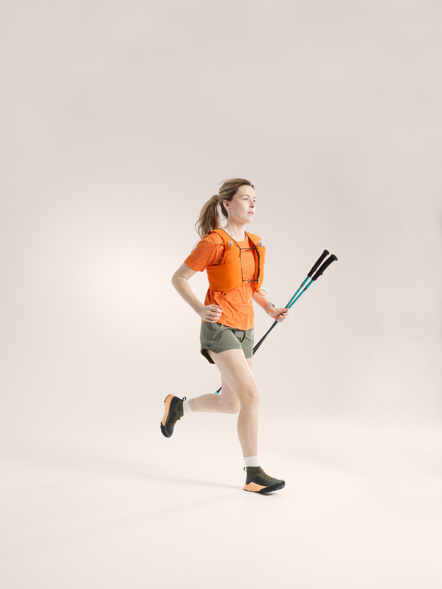 Norvan Short 5" Women's Forage Full Body