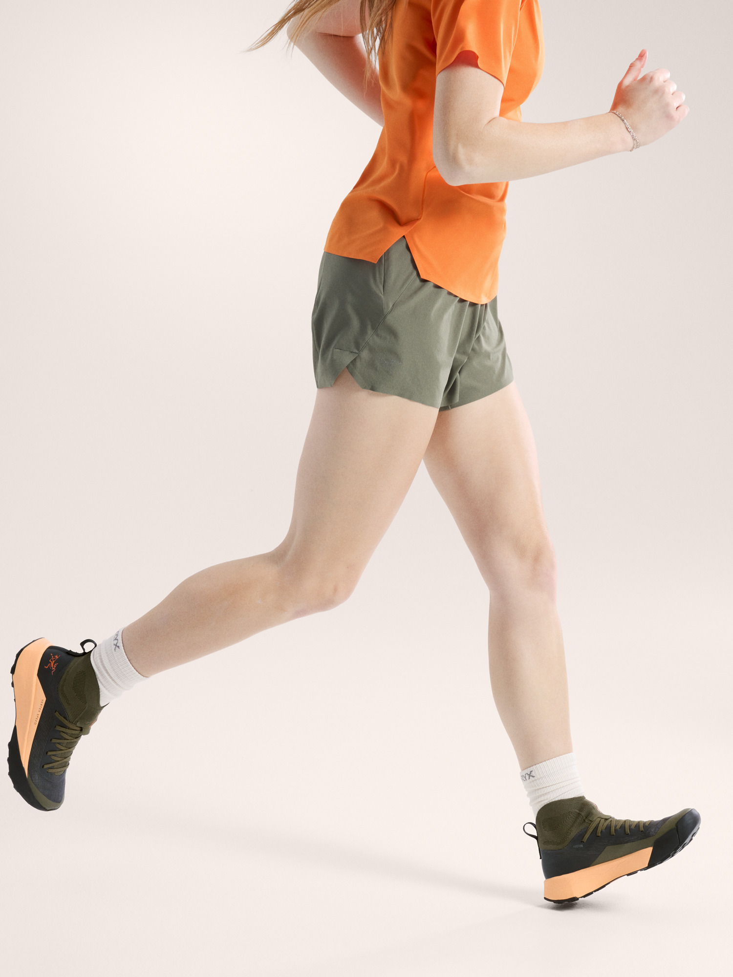 Norvan Short 5" Women's Forage Side View