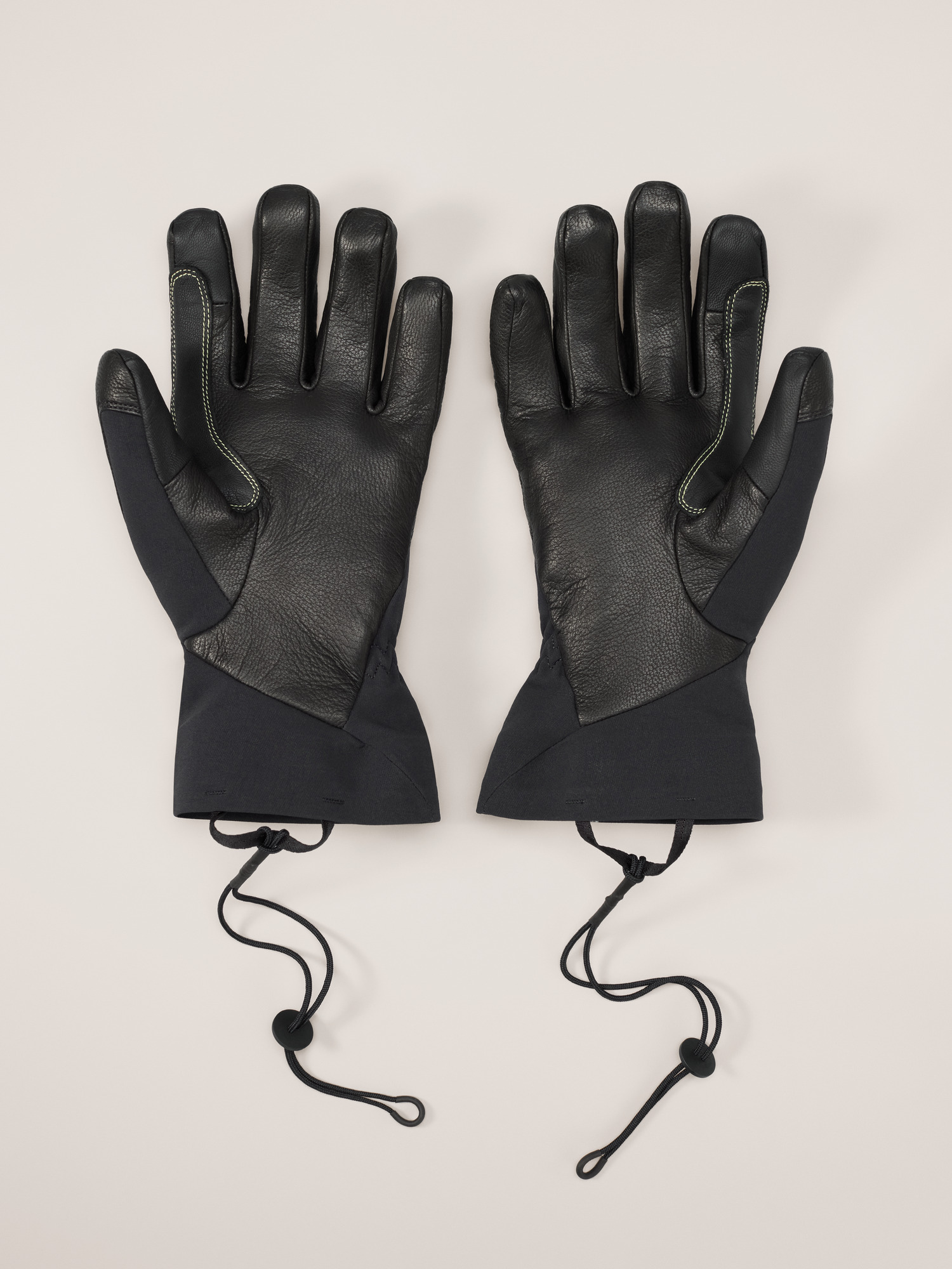 Rope Glove Black Back