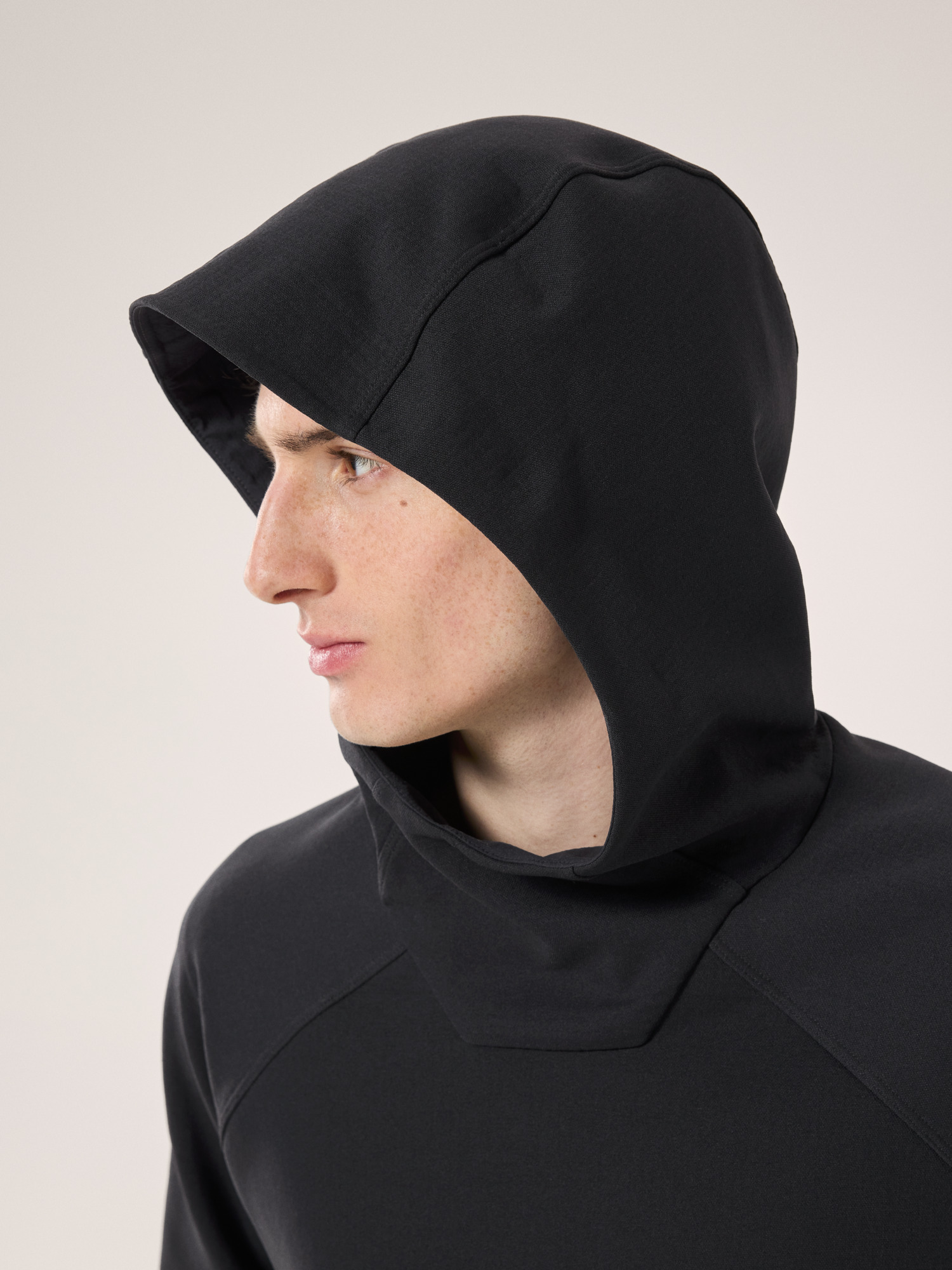 Rethel Hoody Black Hood Up
