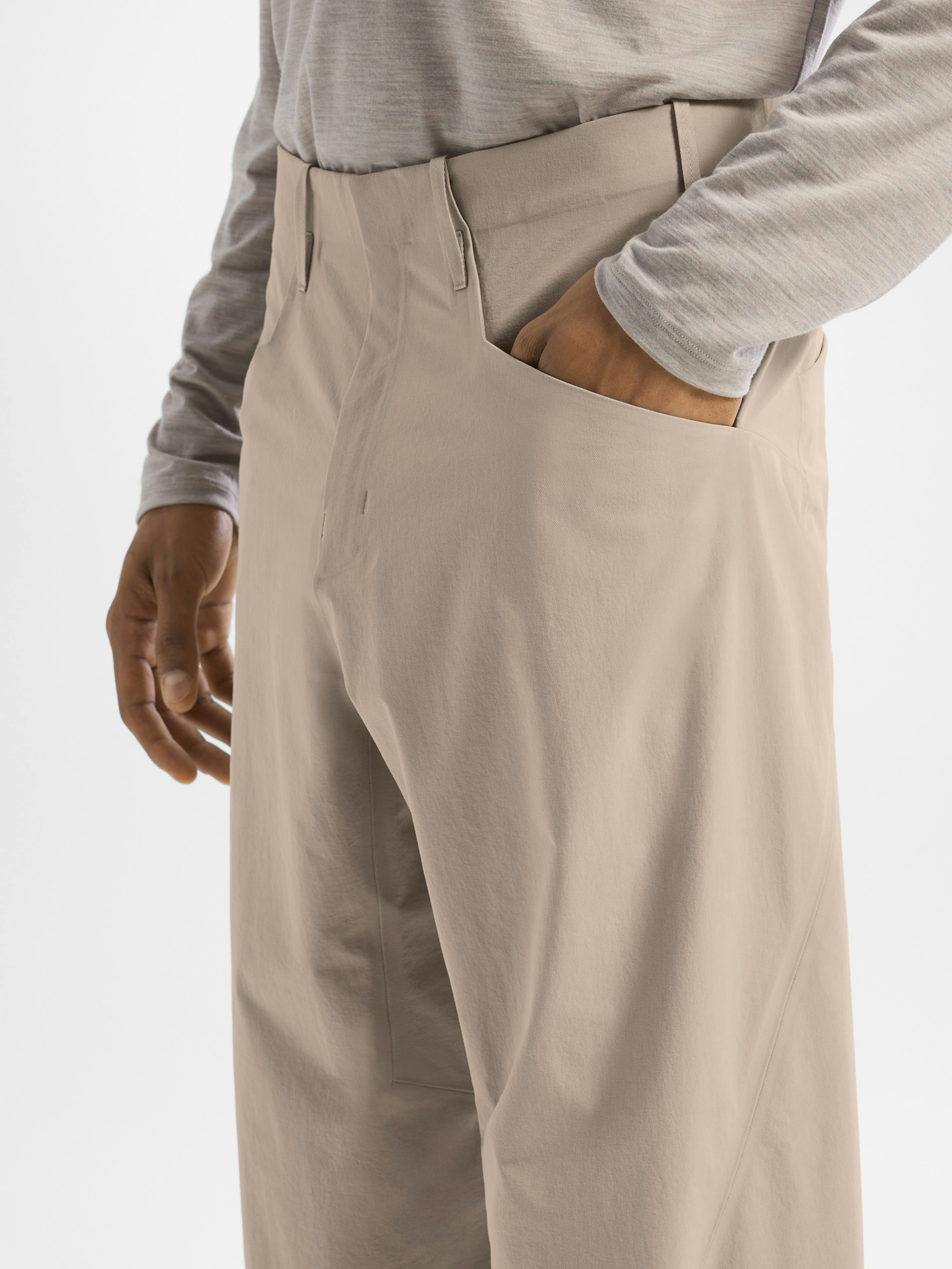 Voronoi Pant Rune Detail 1