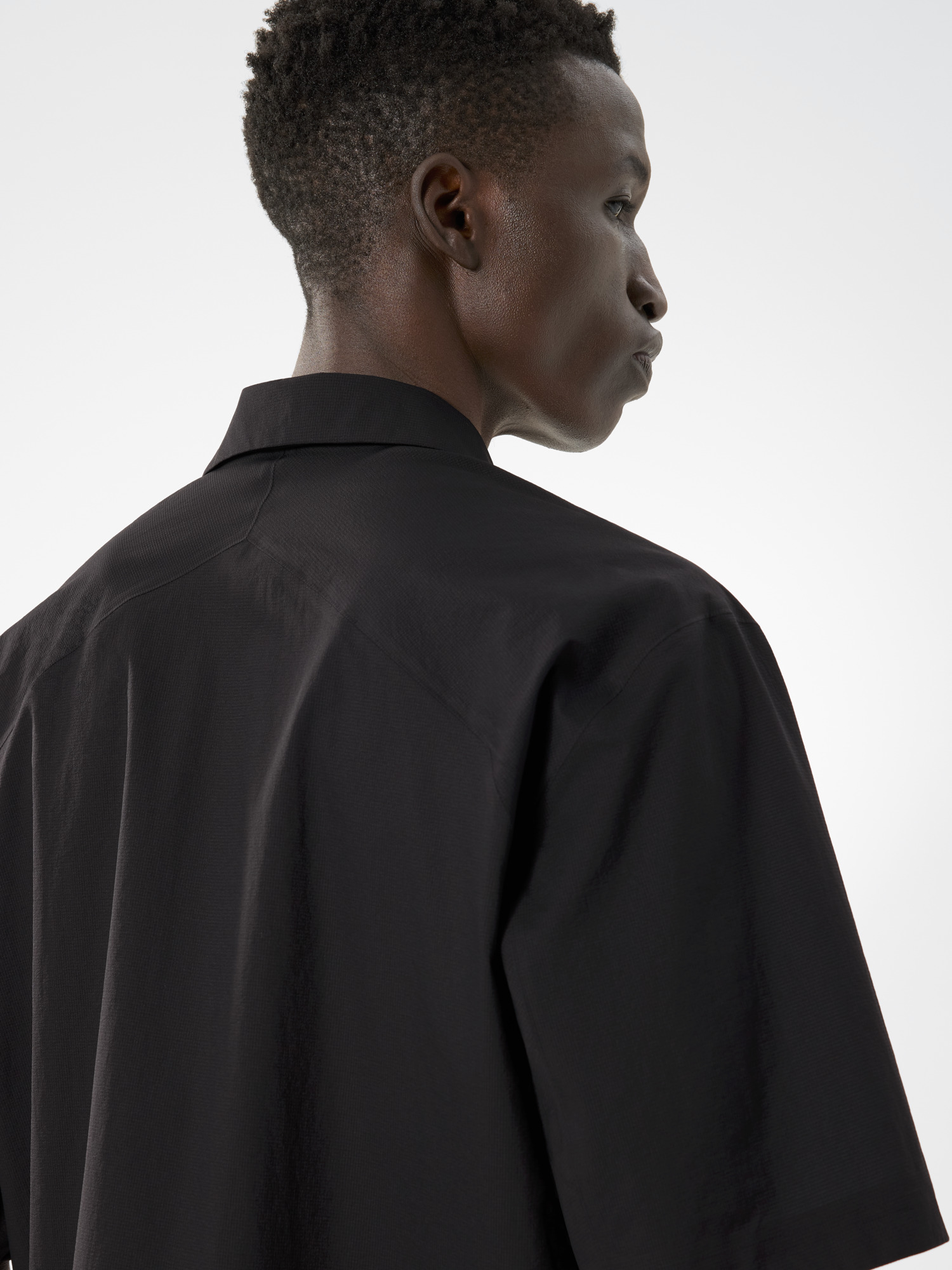 Demlo Shirt SS Black X Detail 2