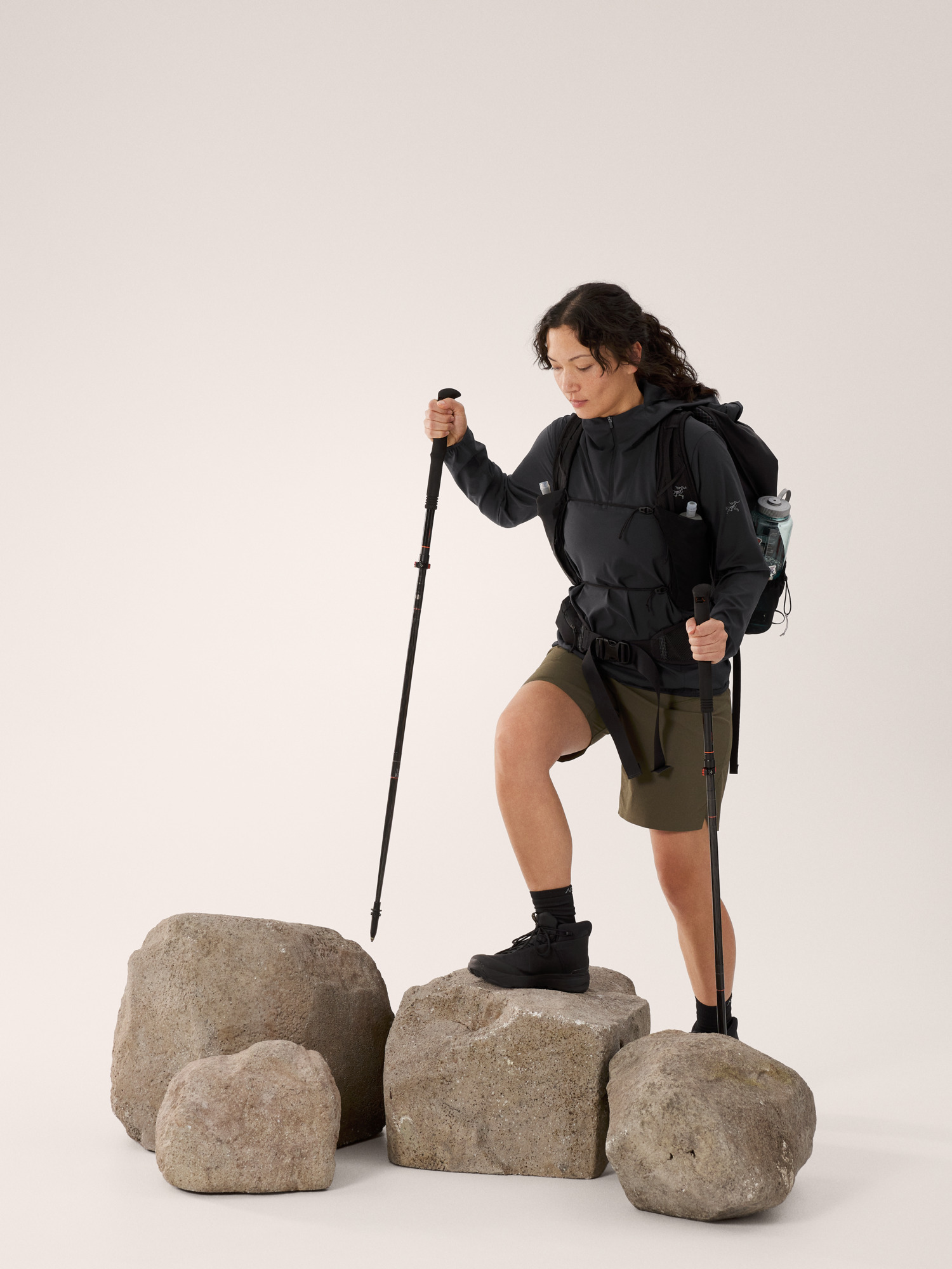 Sima Pullover Women's Black Full Body