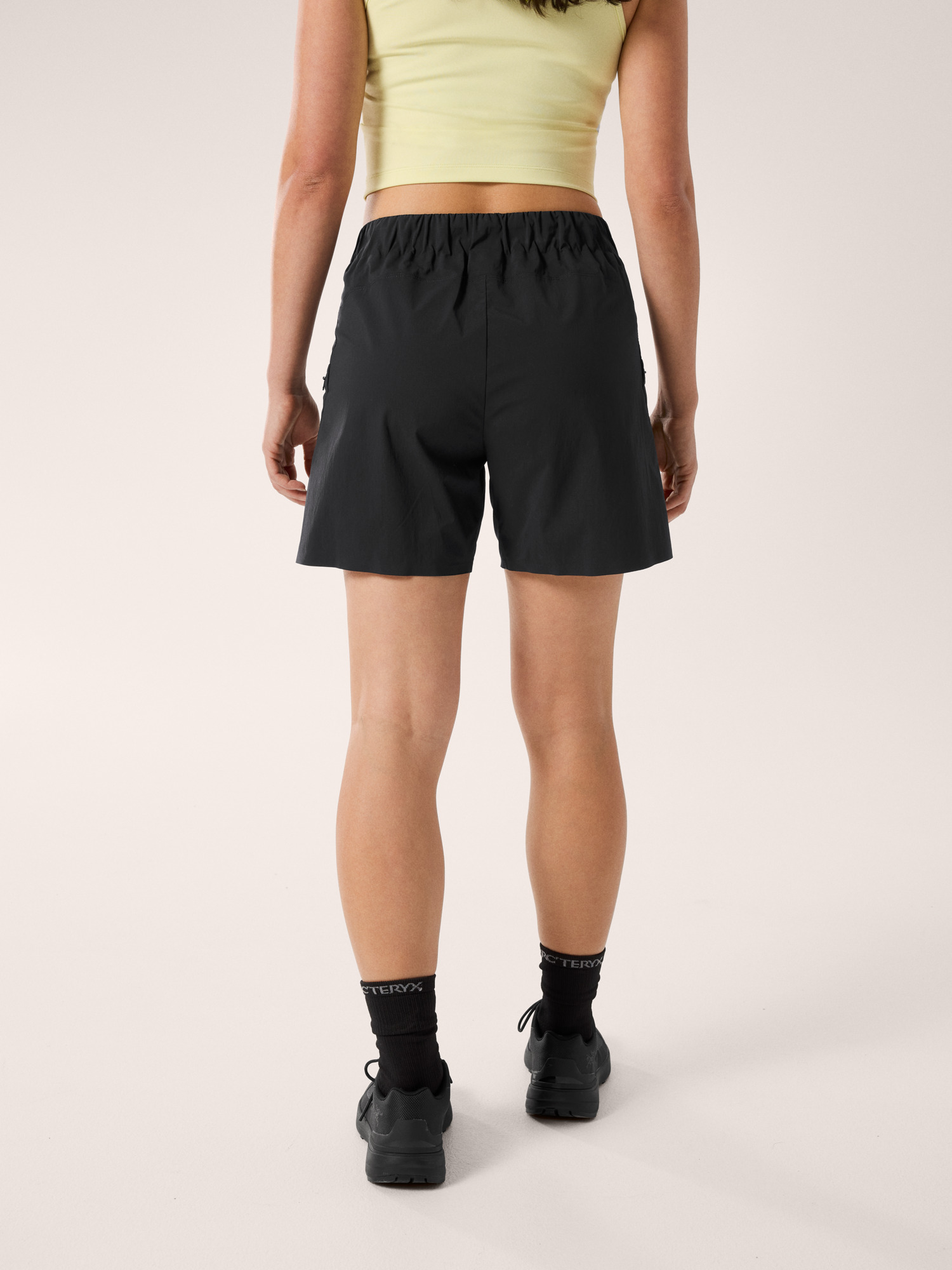 Aestas Short 5.5" Women's Black Back View