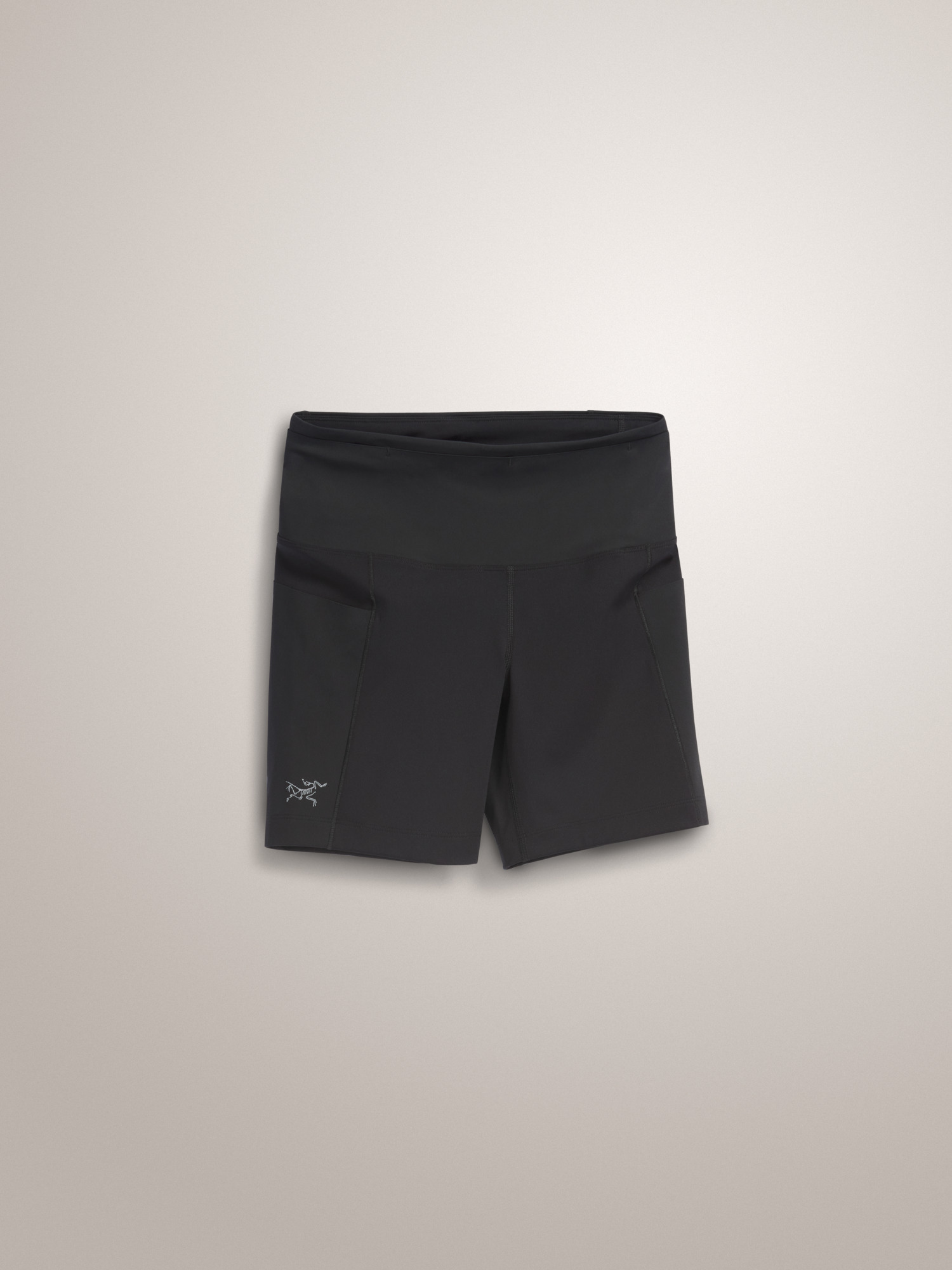 Essent High-Rise Utility Short 6" Women's Black Flat
