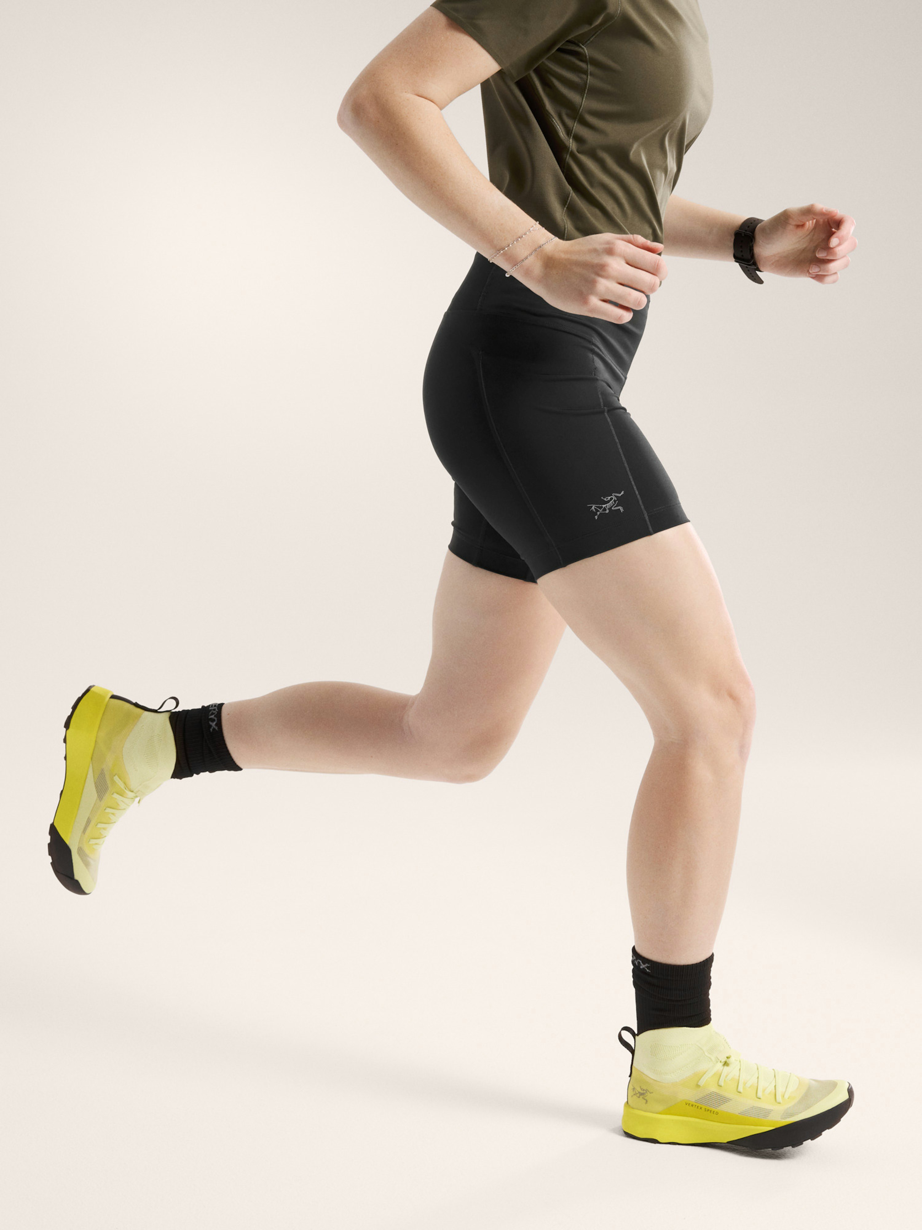 Essent High-Rise Utility Short 6" Women's Black Side View