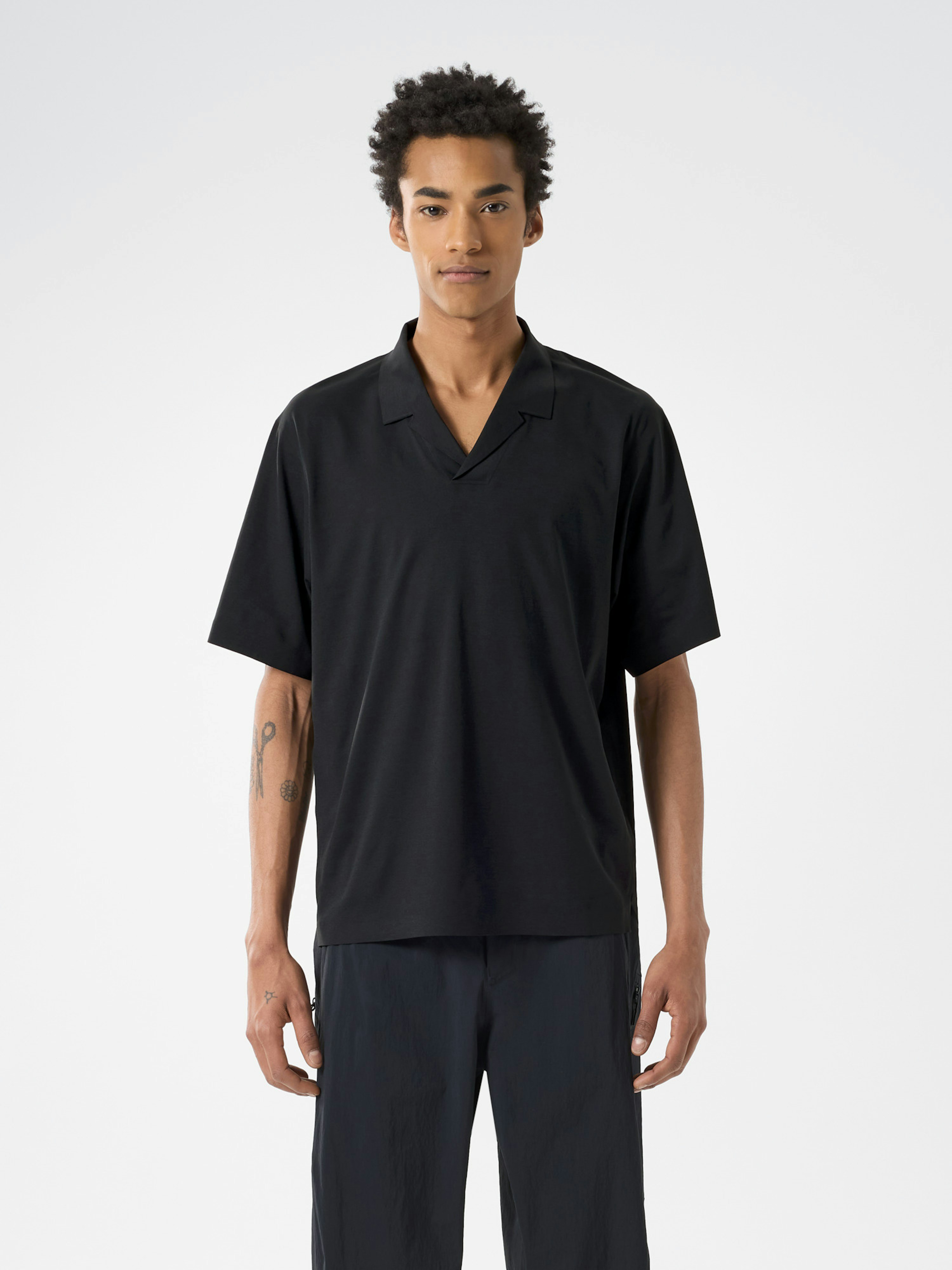 Metron Polo Shirt SS Black Front View