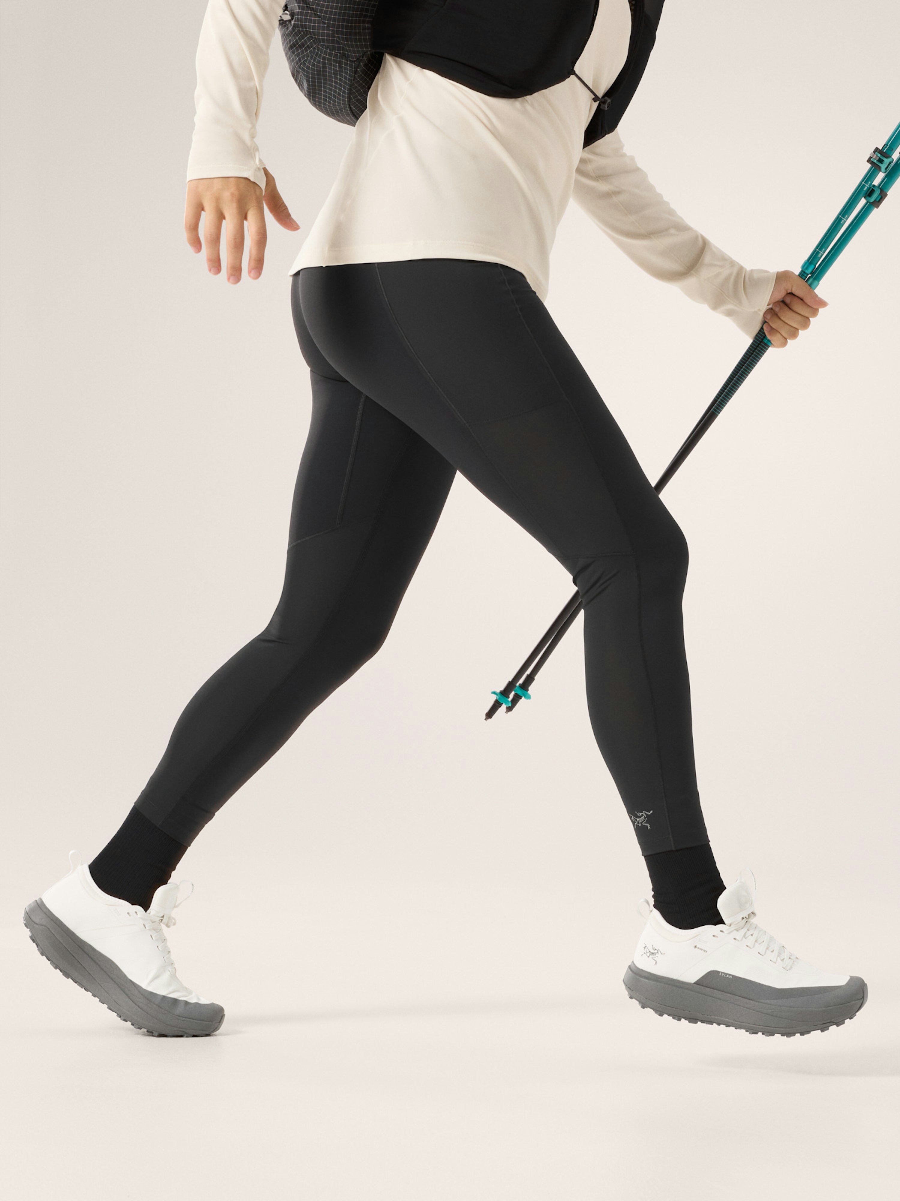Essent High-Rise Utility Legging 26" Women's Black Hover