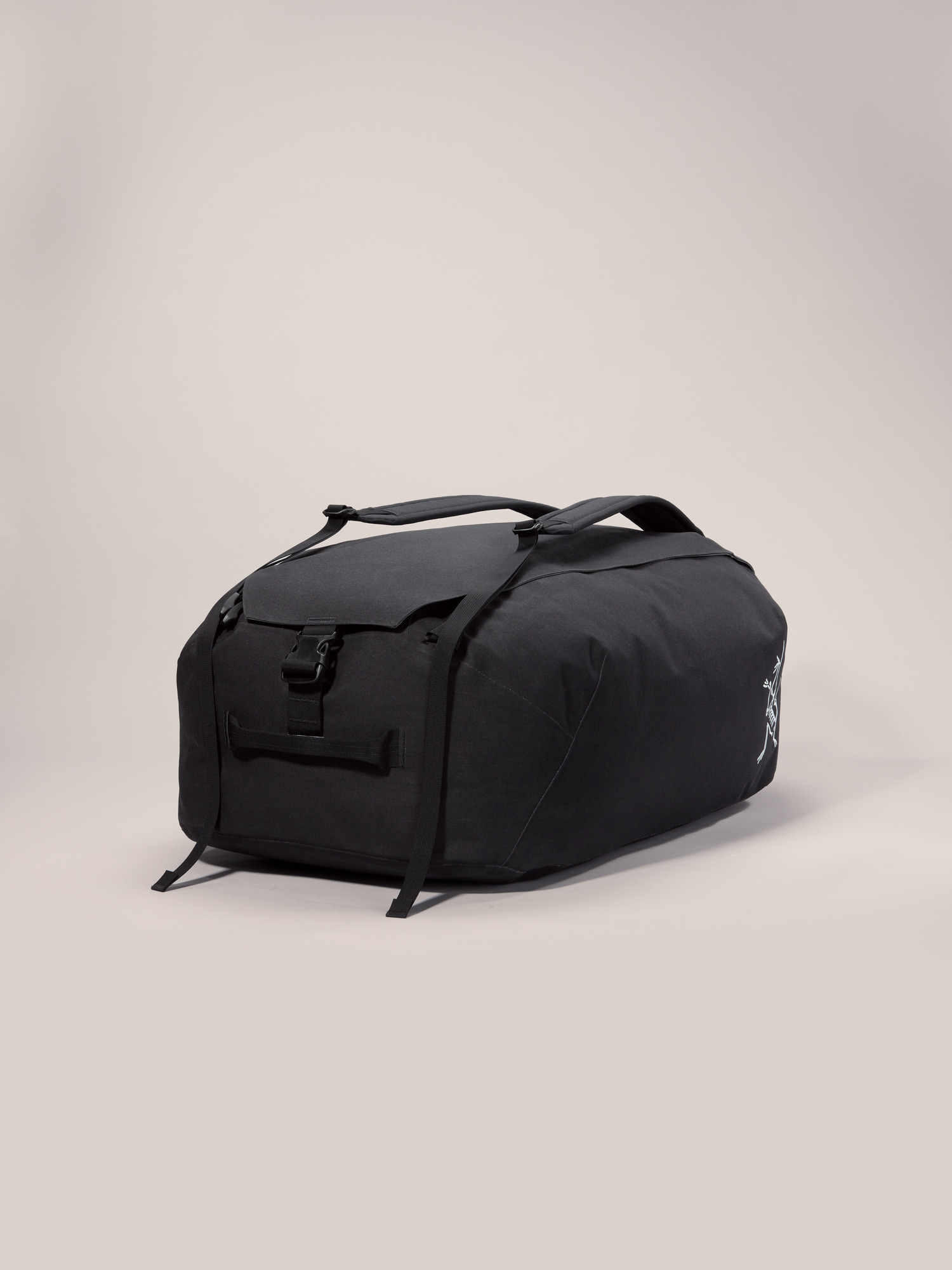 Carrier 100 Duffle Black Side Left