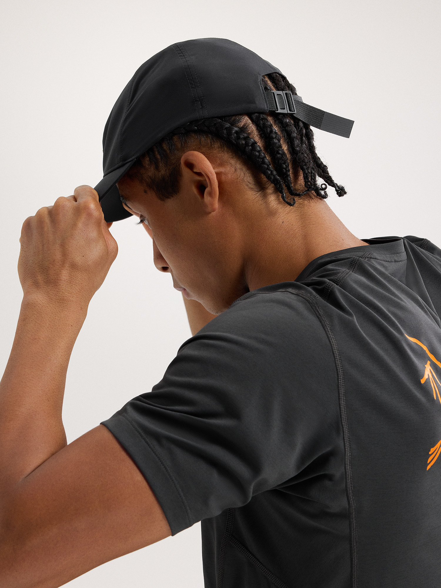 Men's Accessories: Hats, Socks, Gloves, & More | Arc'teryx