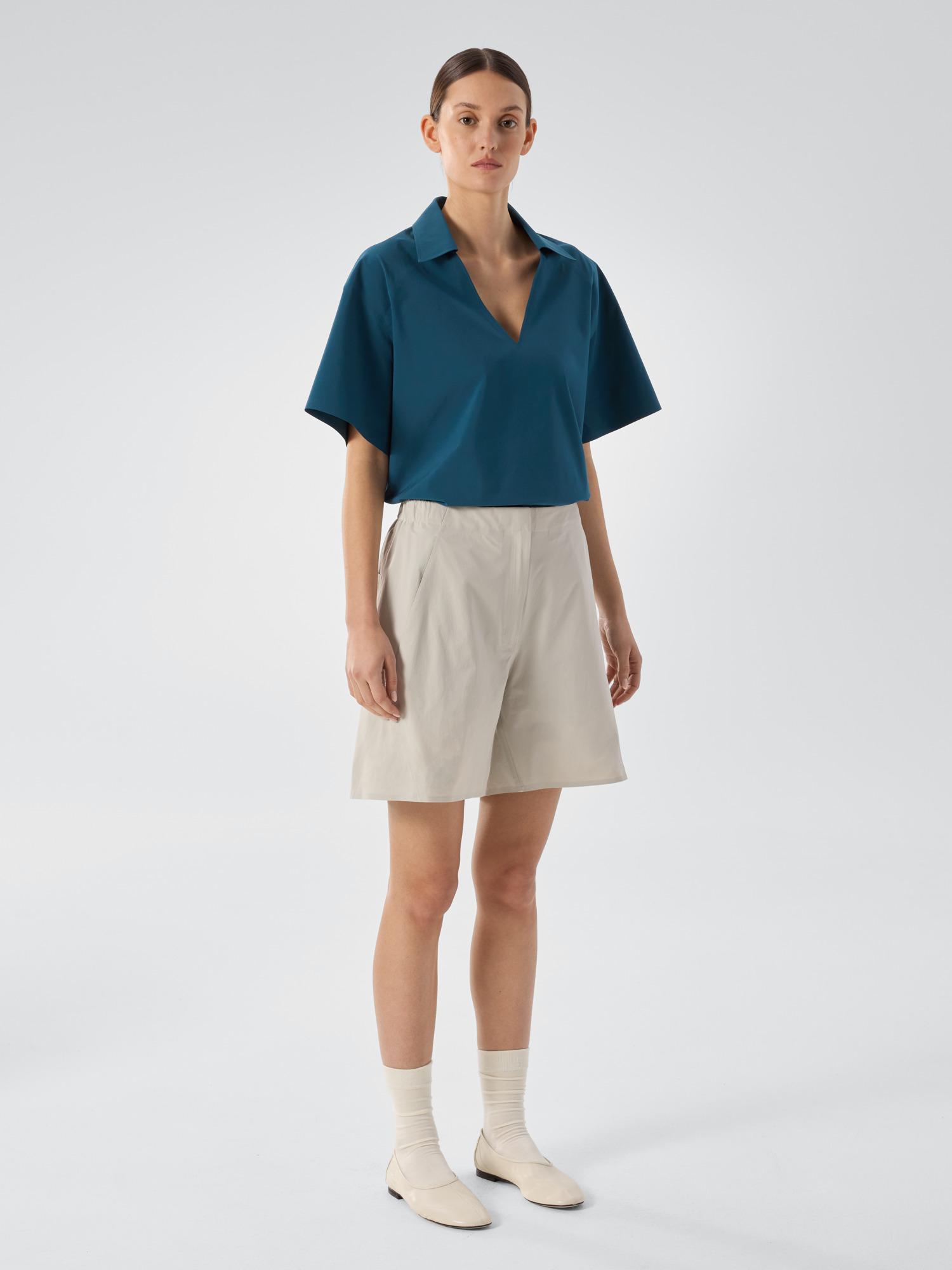 Dias Short Women's Dark Cocoon 3 4 Front View