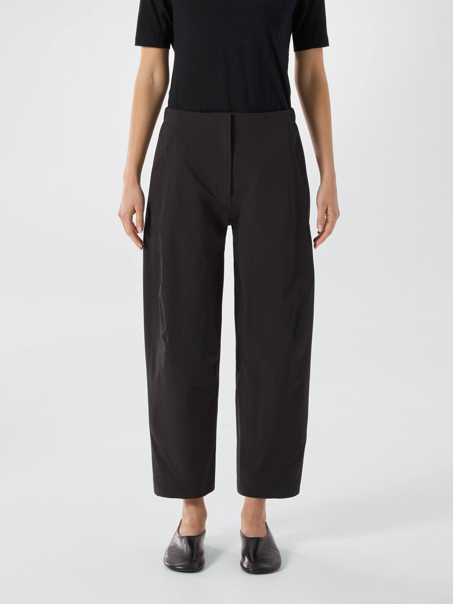 Dias Pant Women's Black Front View