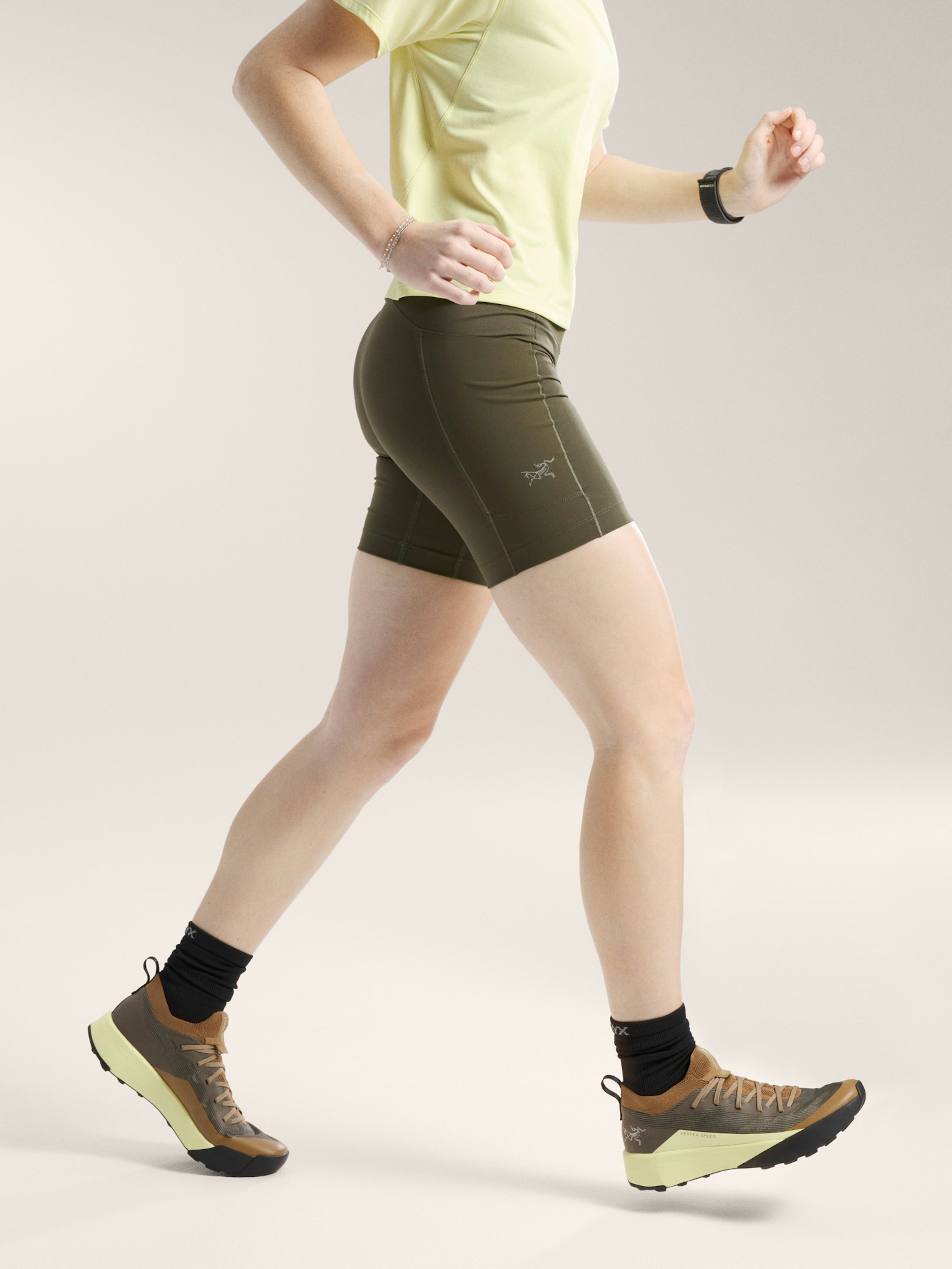 Essent High-Rise Utility Short 8" Women's Tatsu Side View