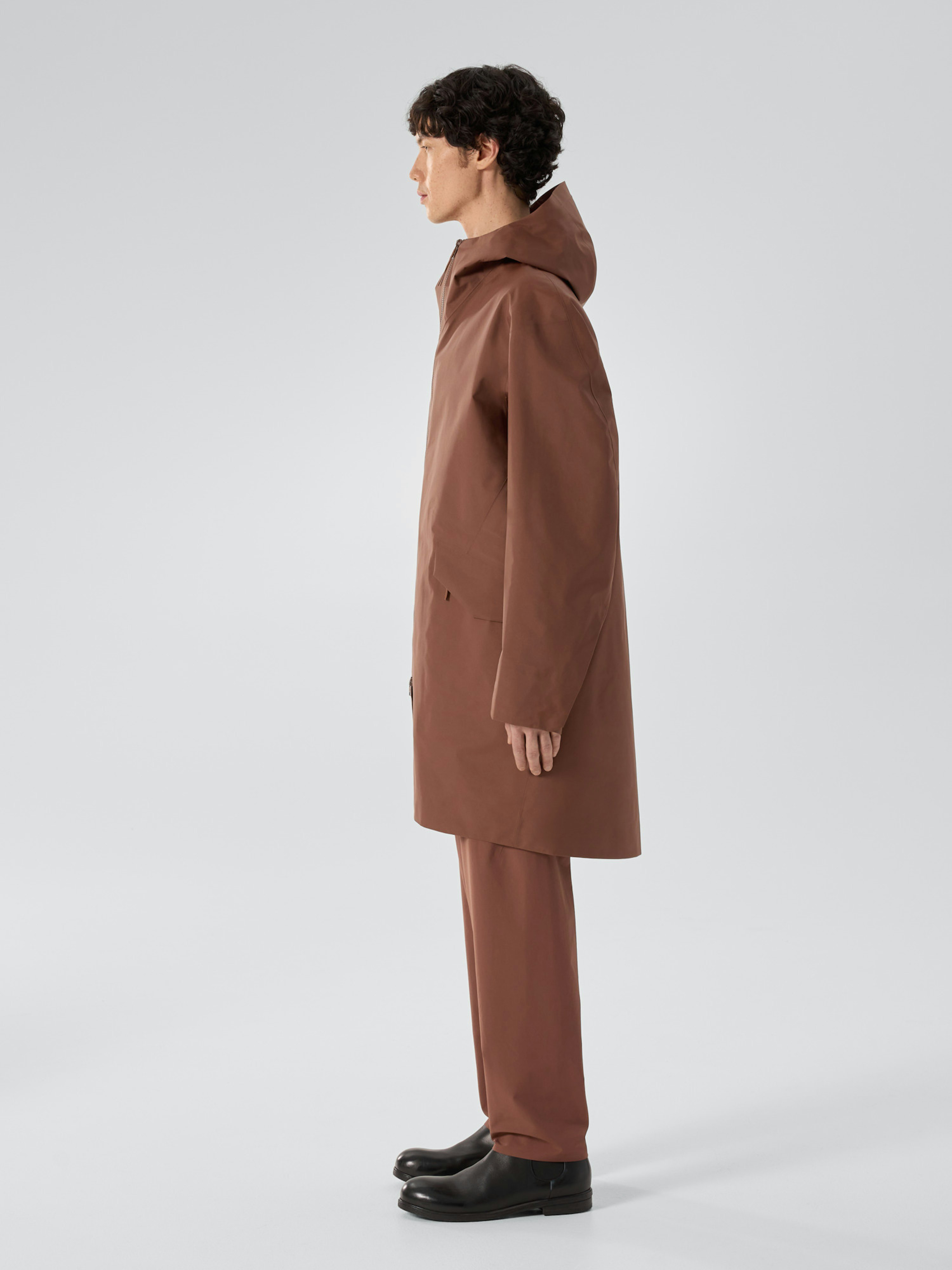 Monitor Coat M Ganache Side View