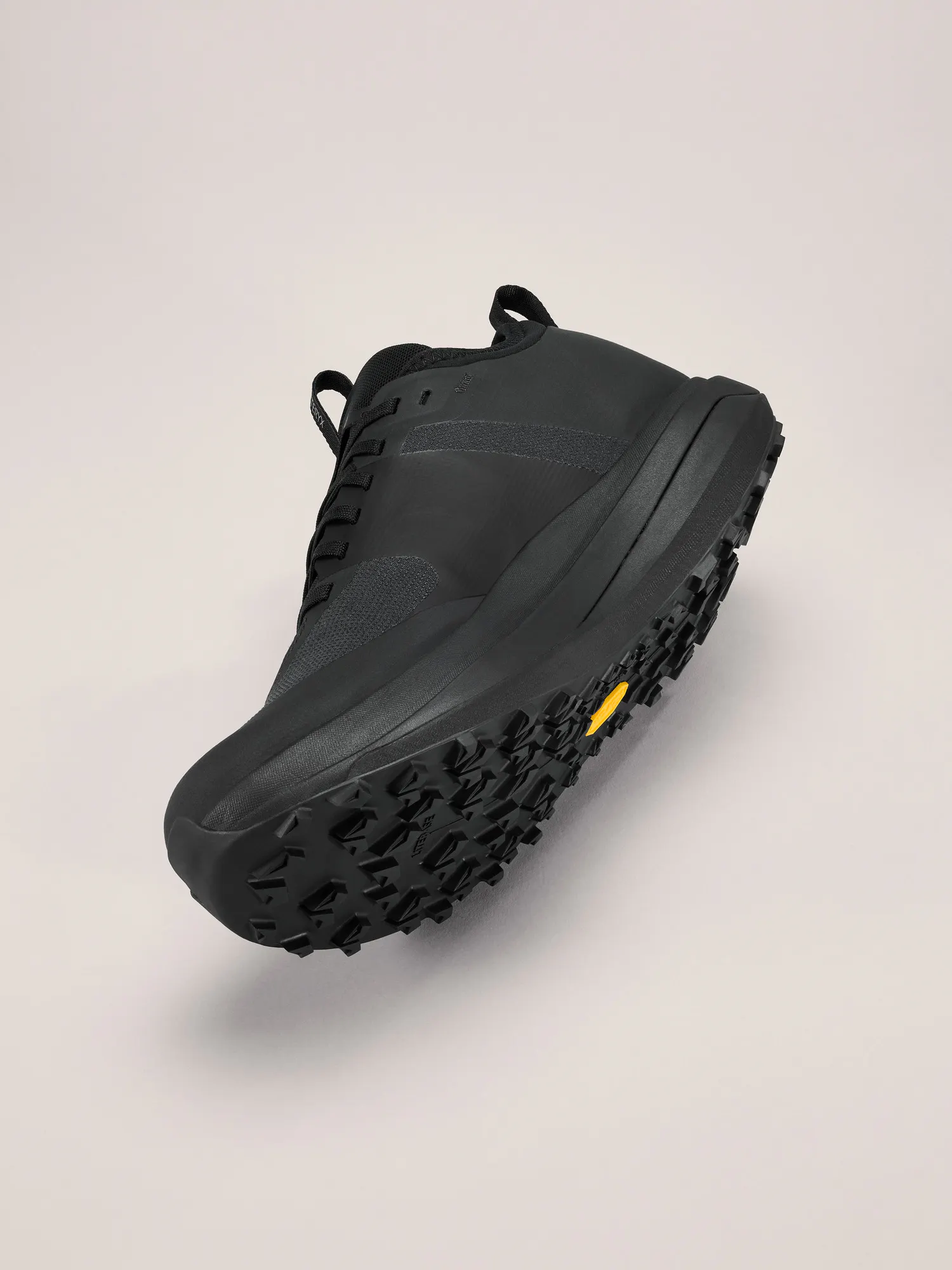 Sylan GTX Shoe Men's | Arc'teryx Outlet